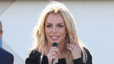 Britney Spears reportedly triggers police response after lighting a cigarette on flight
