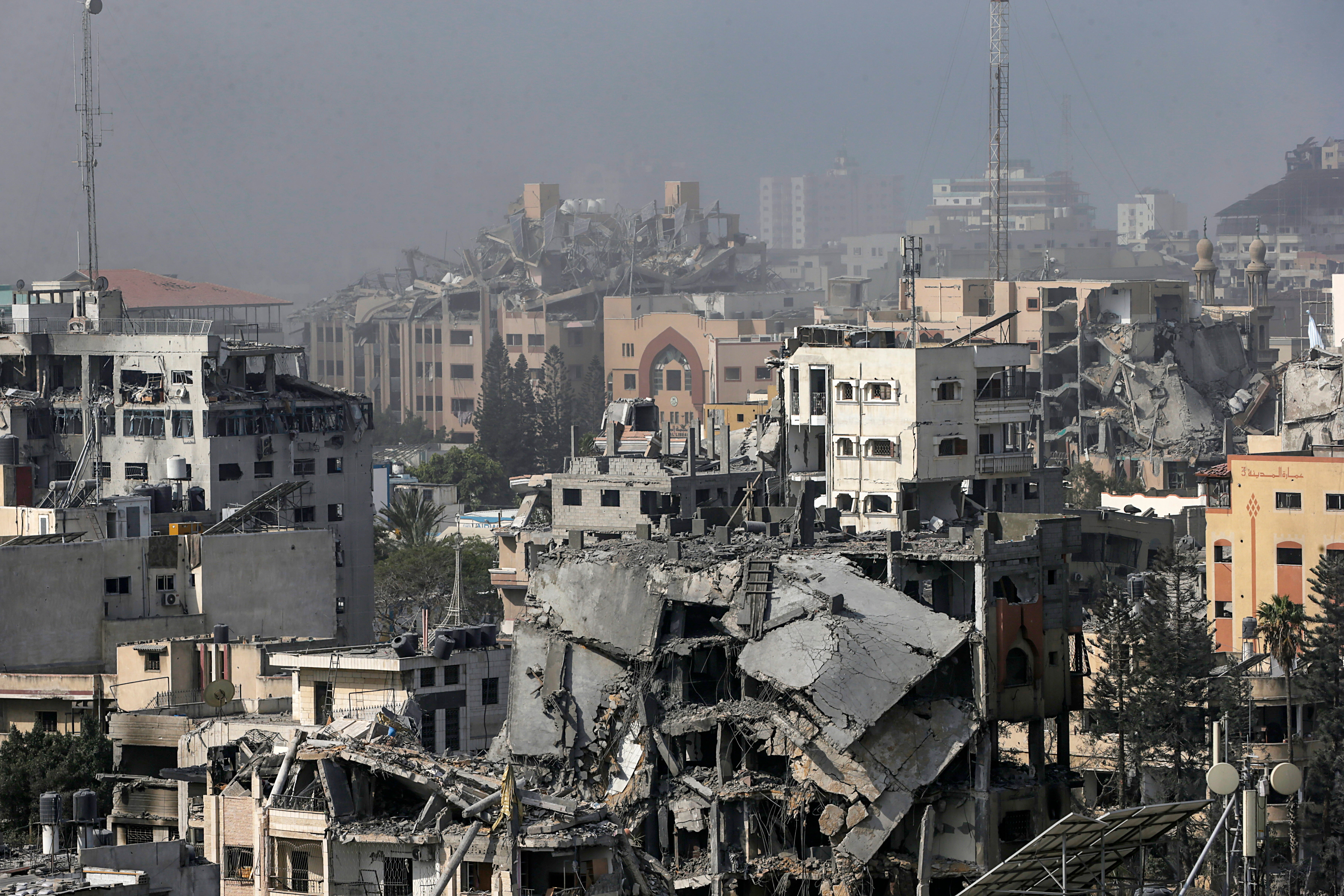 Newlywed Shouq Alnajjar’s neighbourhood of Al Remal has endured heavy bombardment and she no longer knows if her home exists