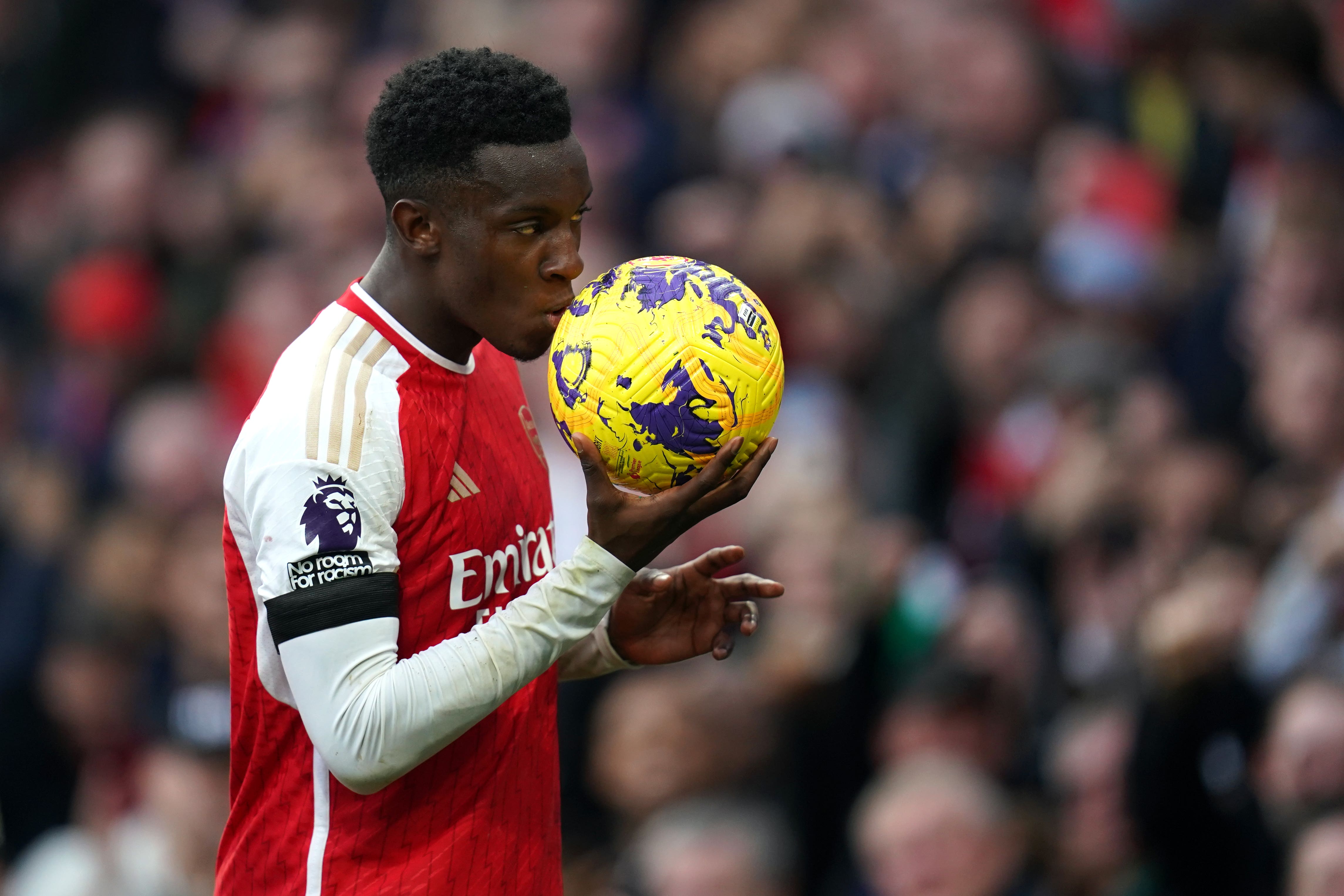 Eddie Nketiah takes away the matchball