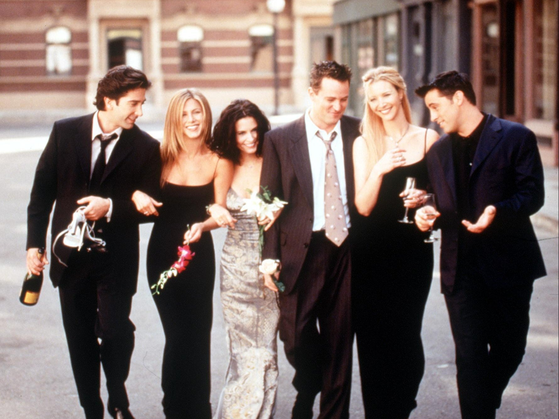 Perry and the cast of ‘Friends’