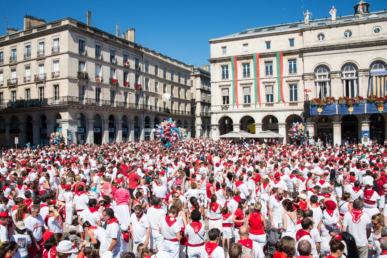 References to bull runs and bullfights in Bayonne date back to the 13th century