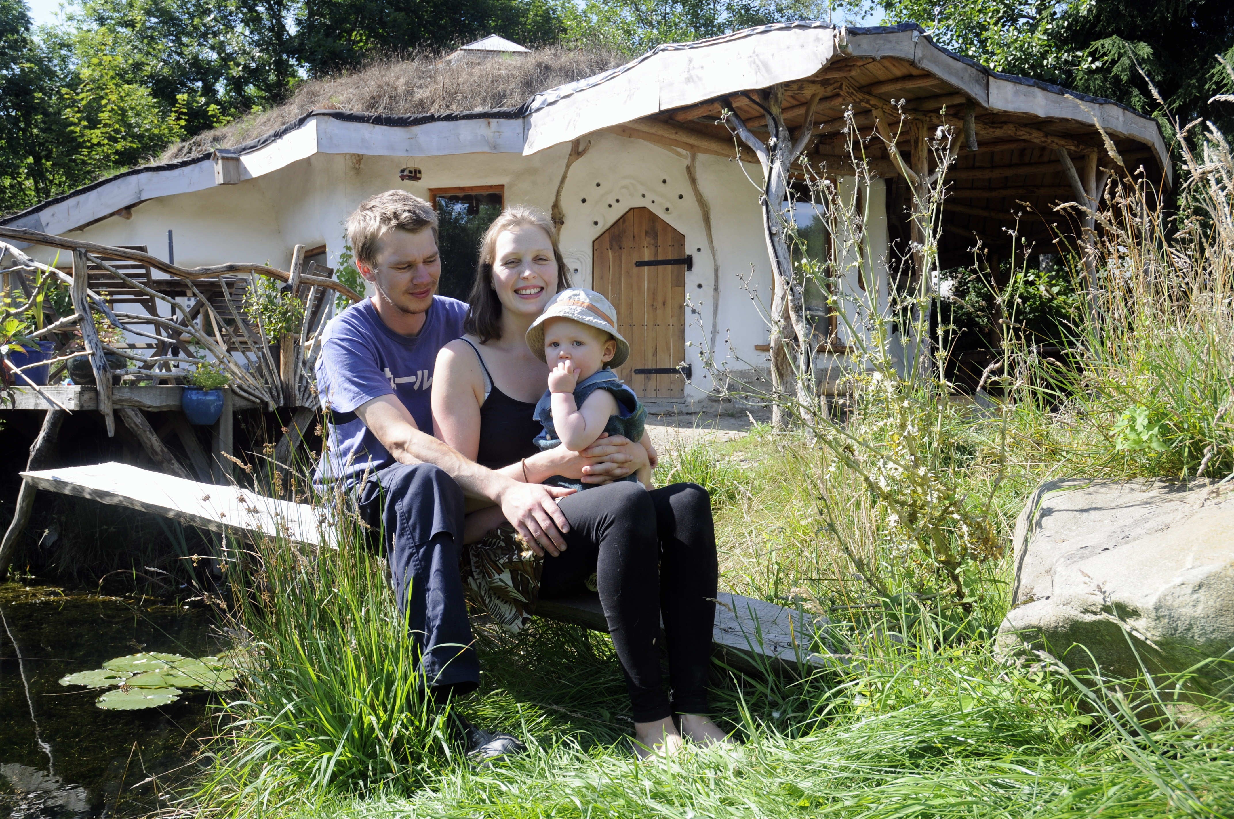 Over 100,000 people were in uproar over the suggested demolition of the “beautiful” hobbit house