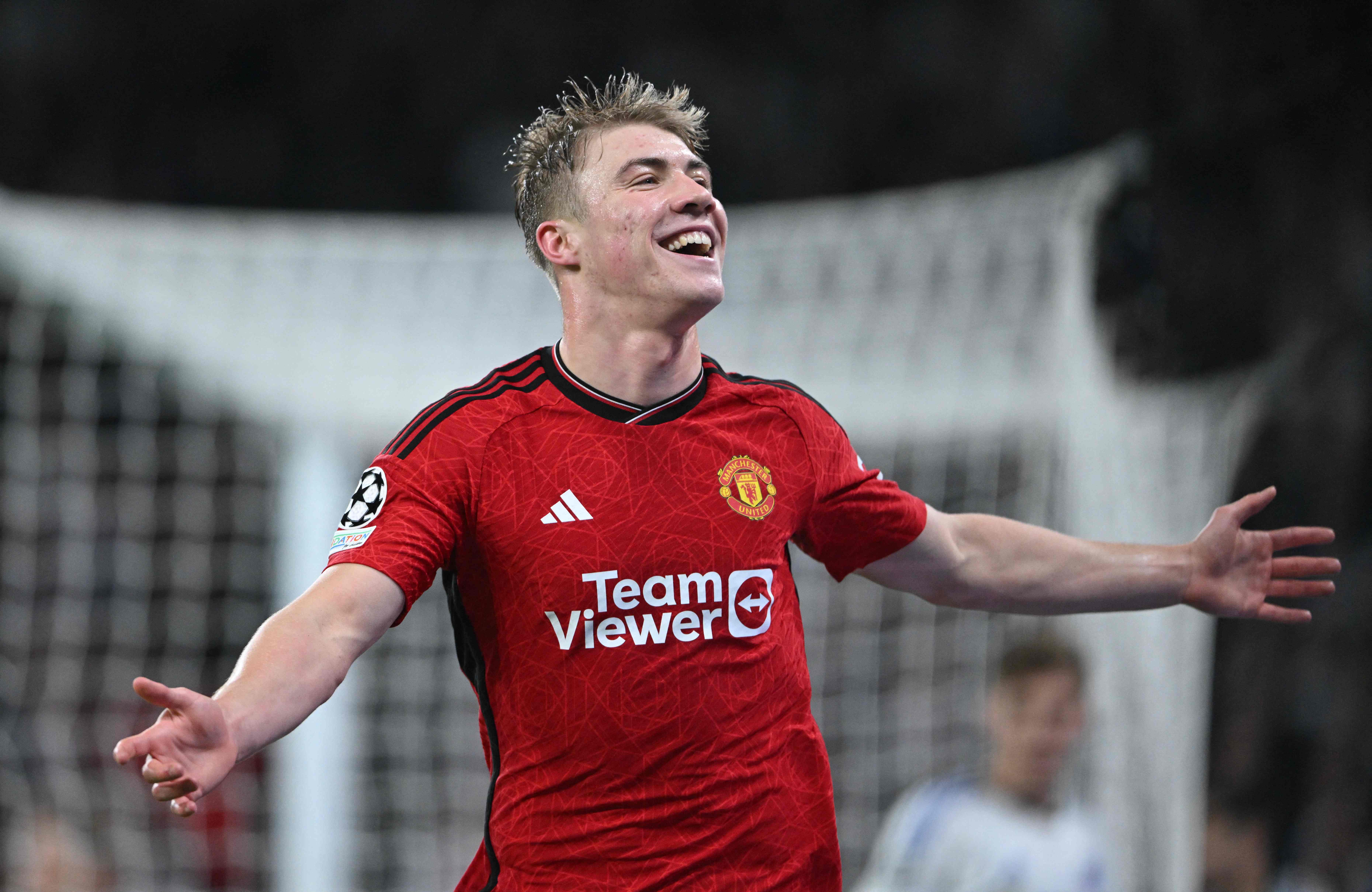 Two goals for Rasmus Hojlund gave Man United the perfect start