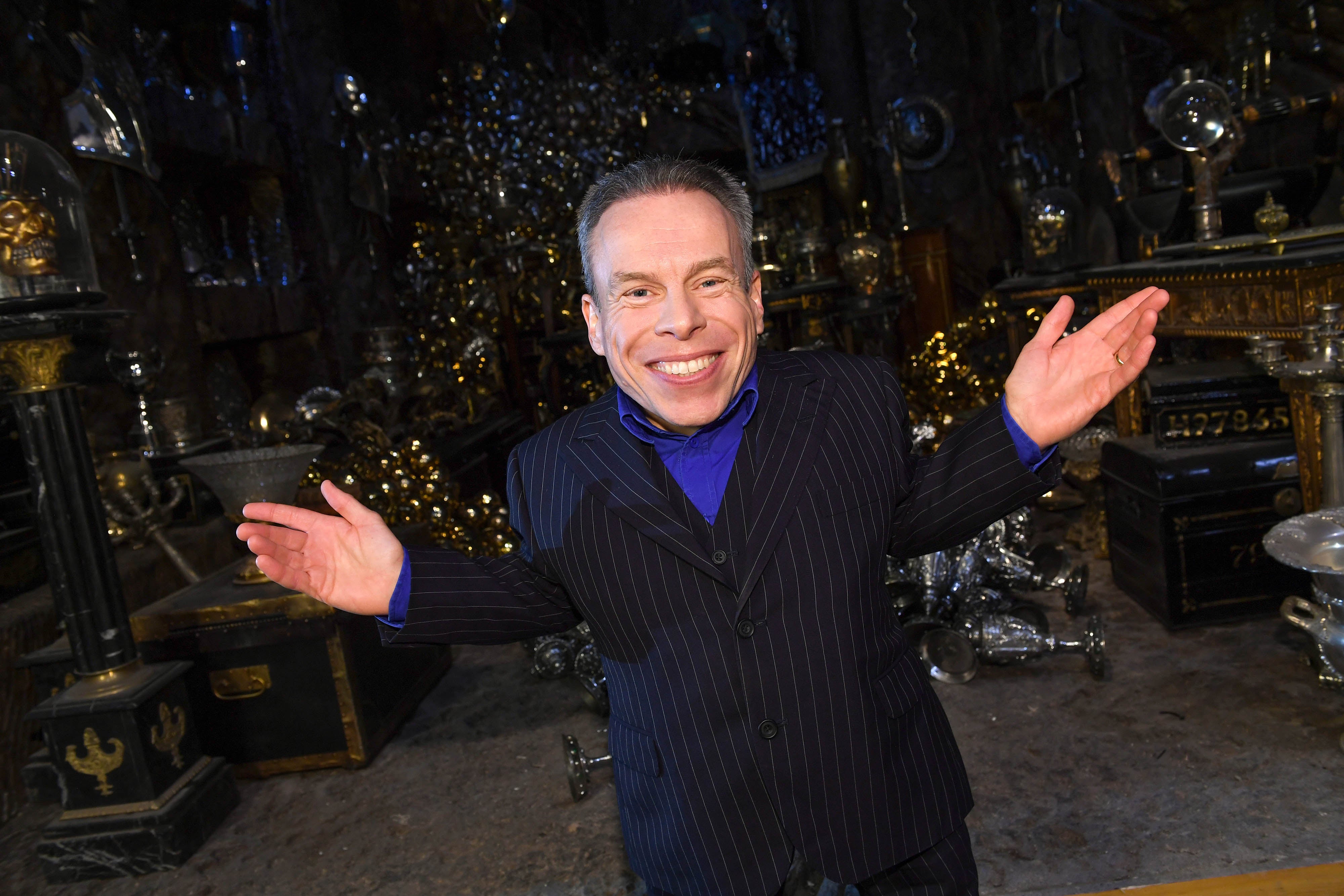 Star of Harry Potter, Warwick Davis also rejected the show