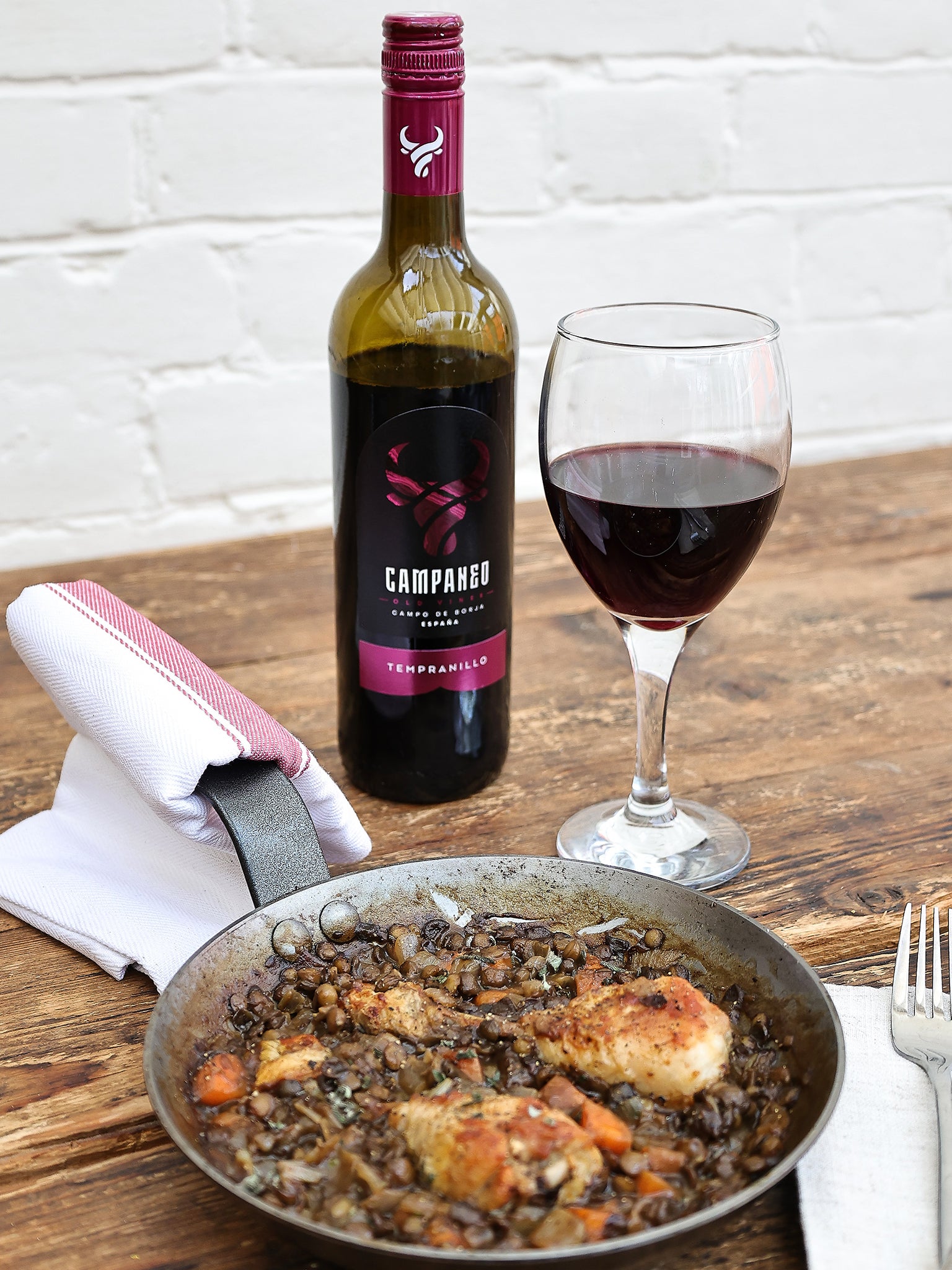 A tasty, flavour-packed and hearty stew pairs perfectly with tempranillo