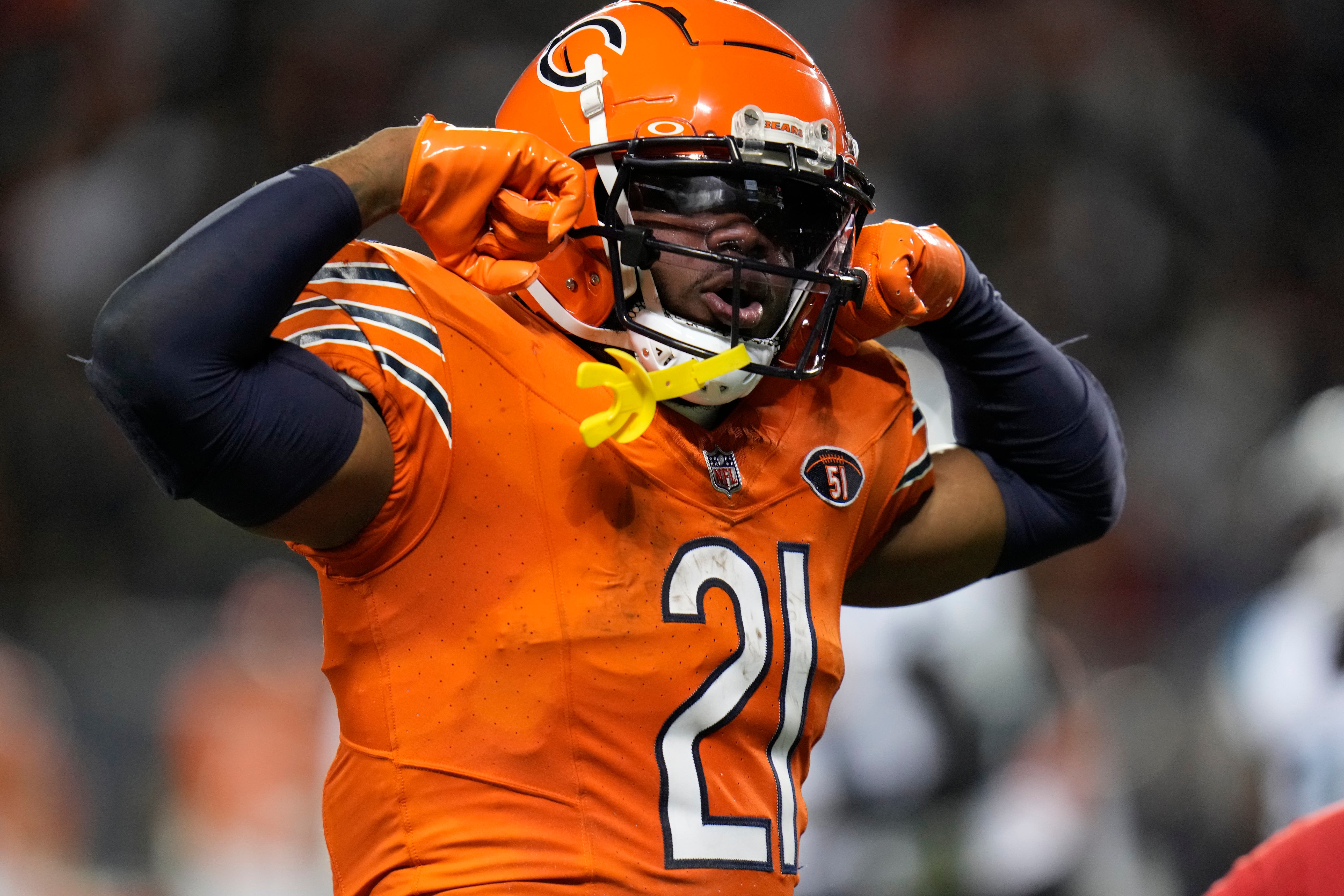 Chicago Bears running back D’Onta Foreman celebrates after scoring a rushing touchdown against the Carolina Panthers (Erin Hooley, AP)