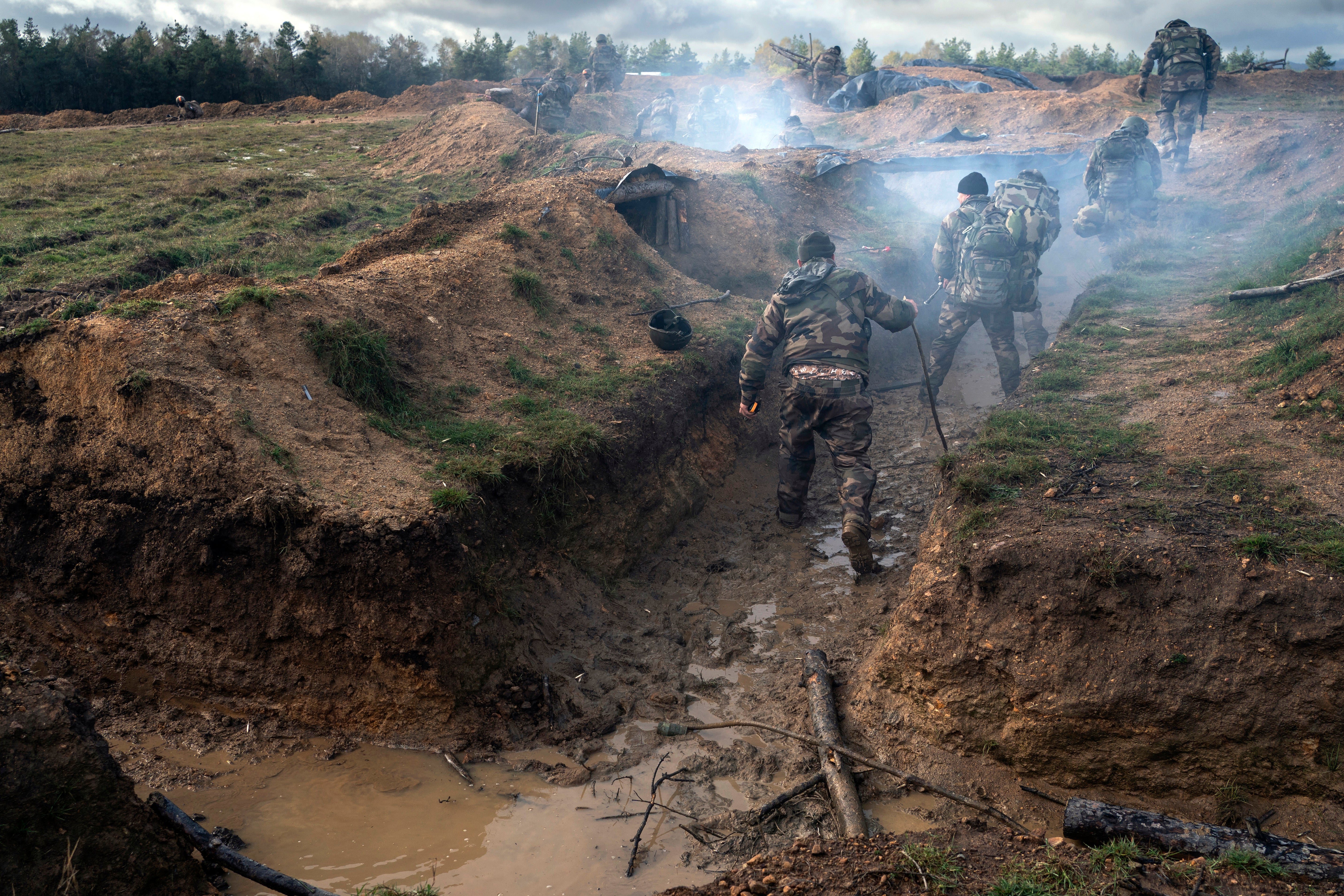 Russia Ukraine Troop Training