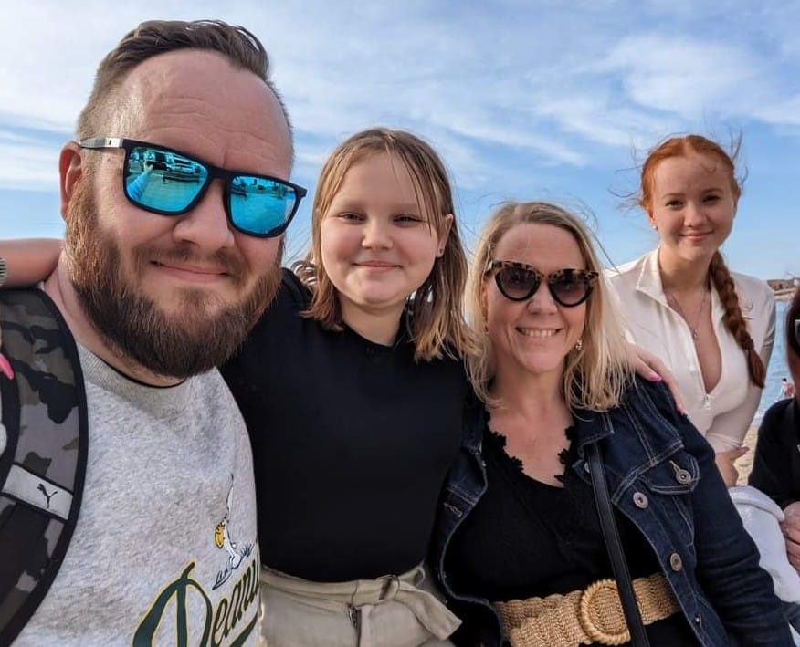 Siggeier and Soffía with their children Emilía Snærós, 16 and Þórgunnur Júlía, 10