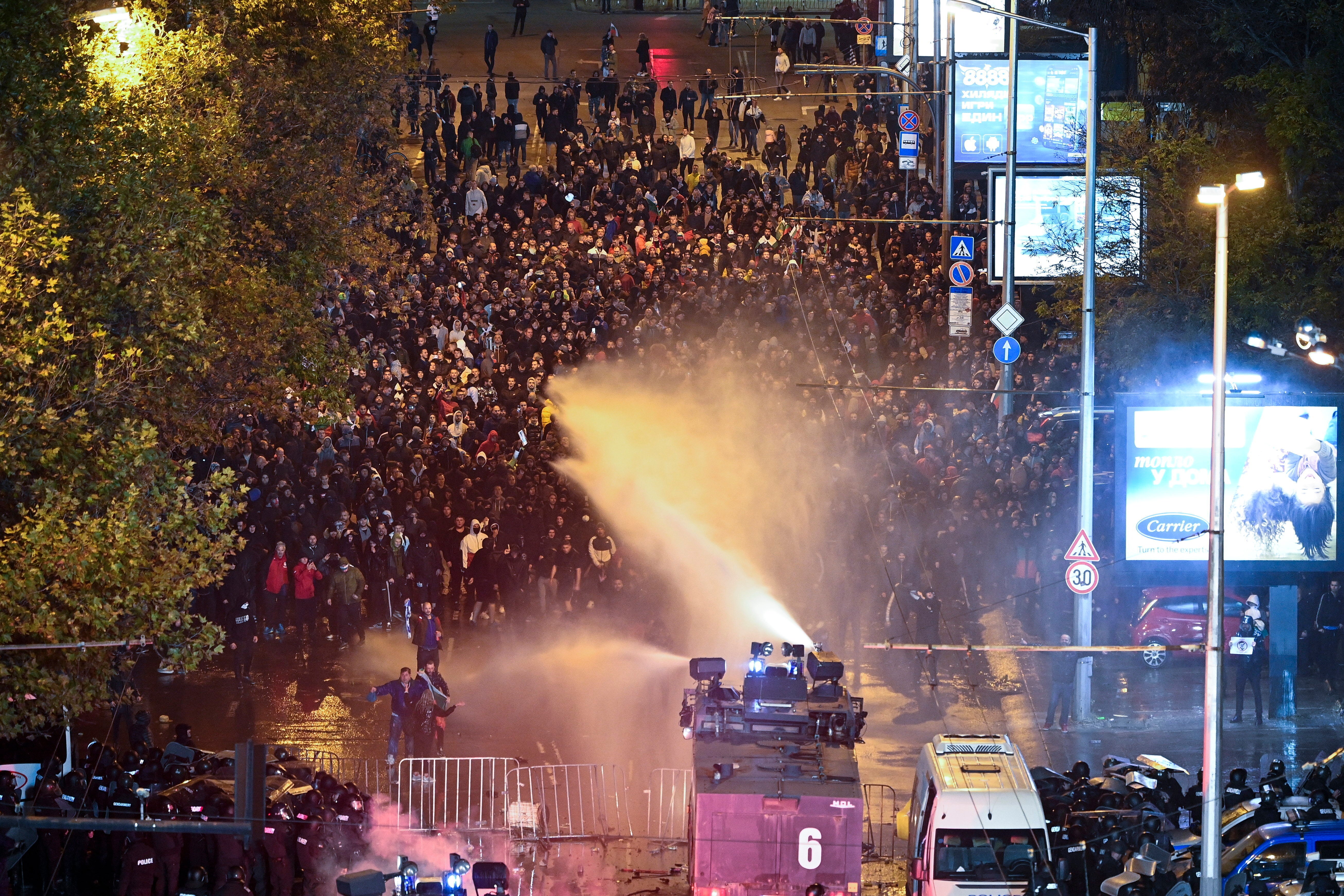 Bulgarian fans clashed with police ahead of their qualifier