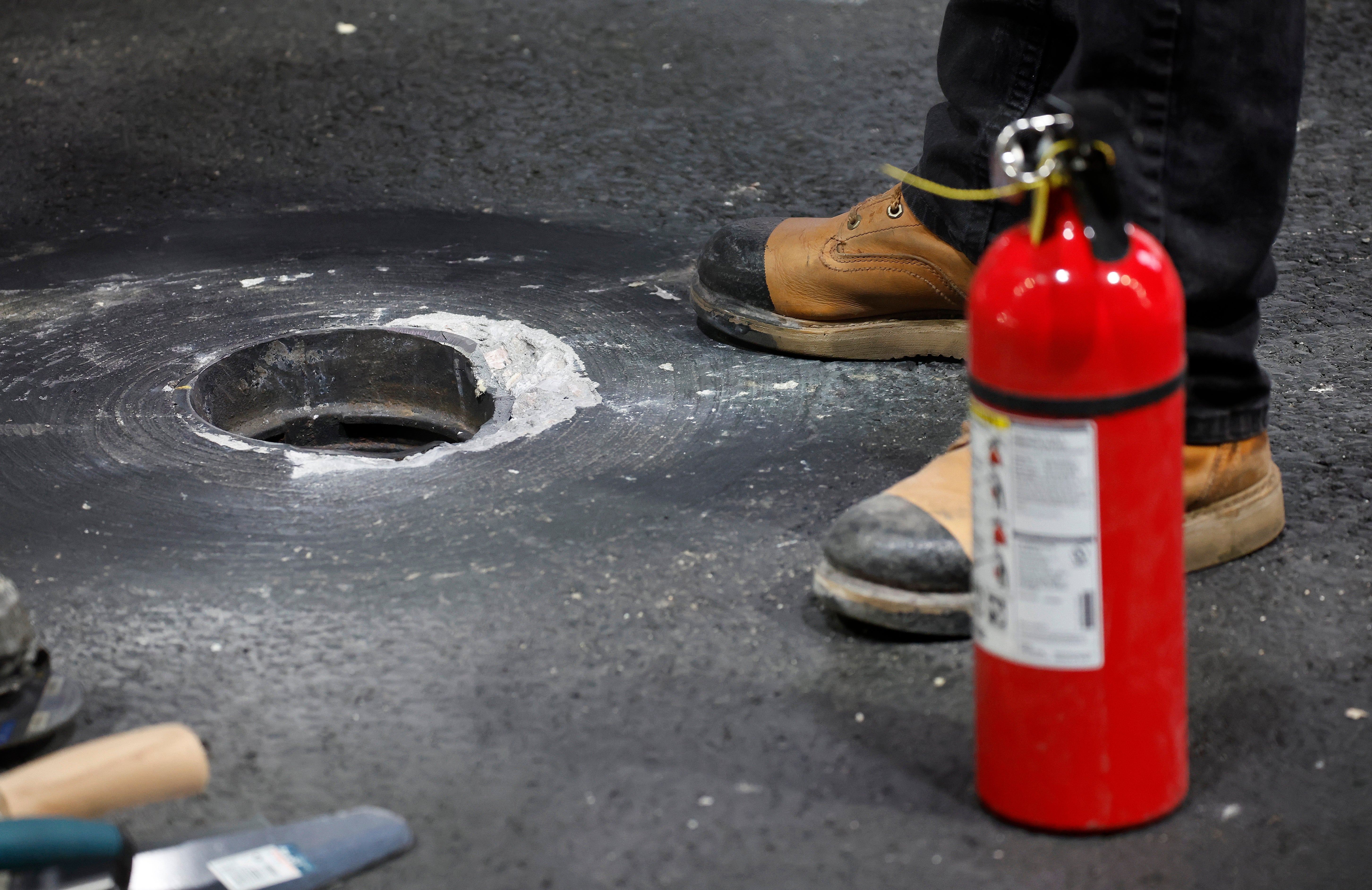 A loose manhole cover triggered an opening night of chaos at the Las Vegas Grand Prix