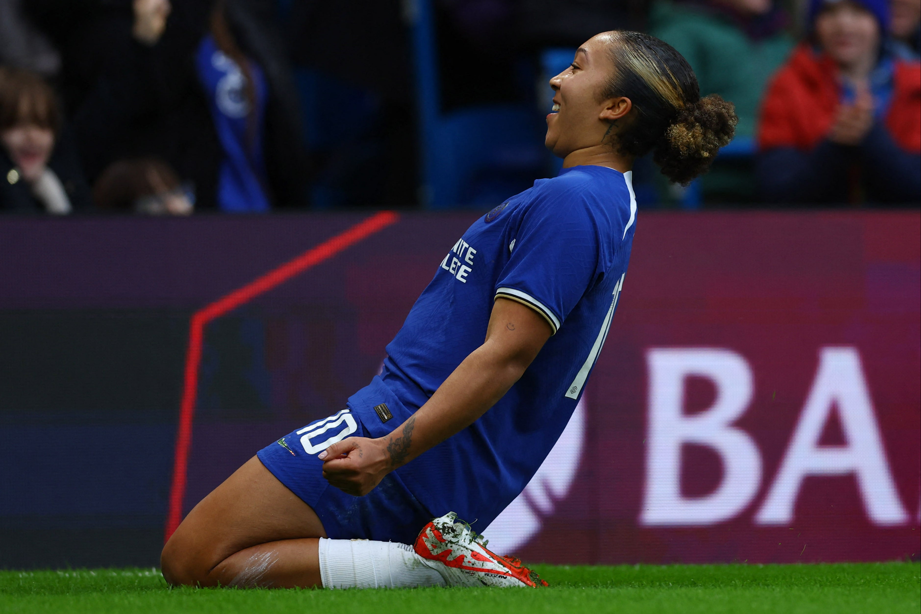 Lauren James’s hat-trick helped Chelsea cruise to victory