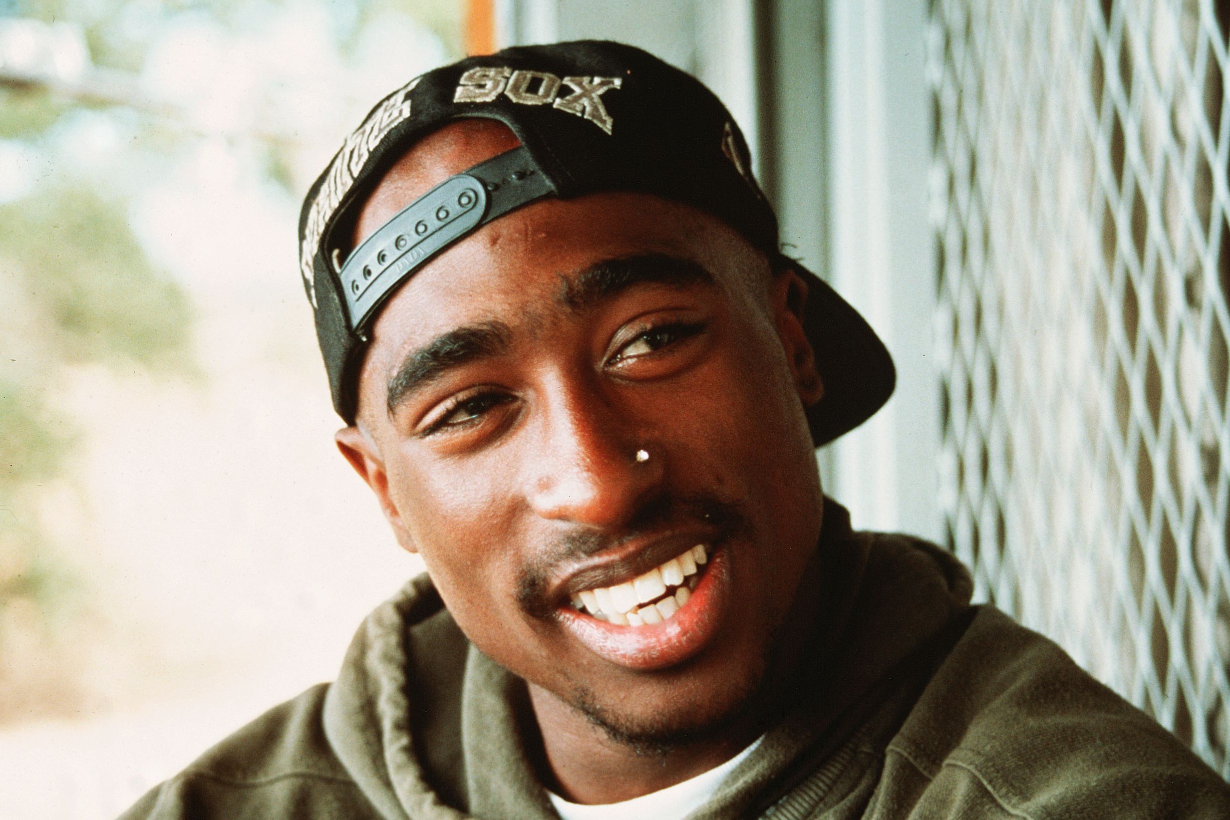 Tupac fulfilled his three-album record deal with Death Row upon the release of ‘The Don Kulluminati: The 7 Day Theory’