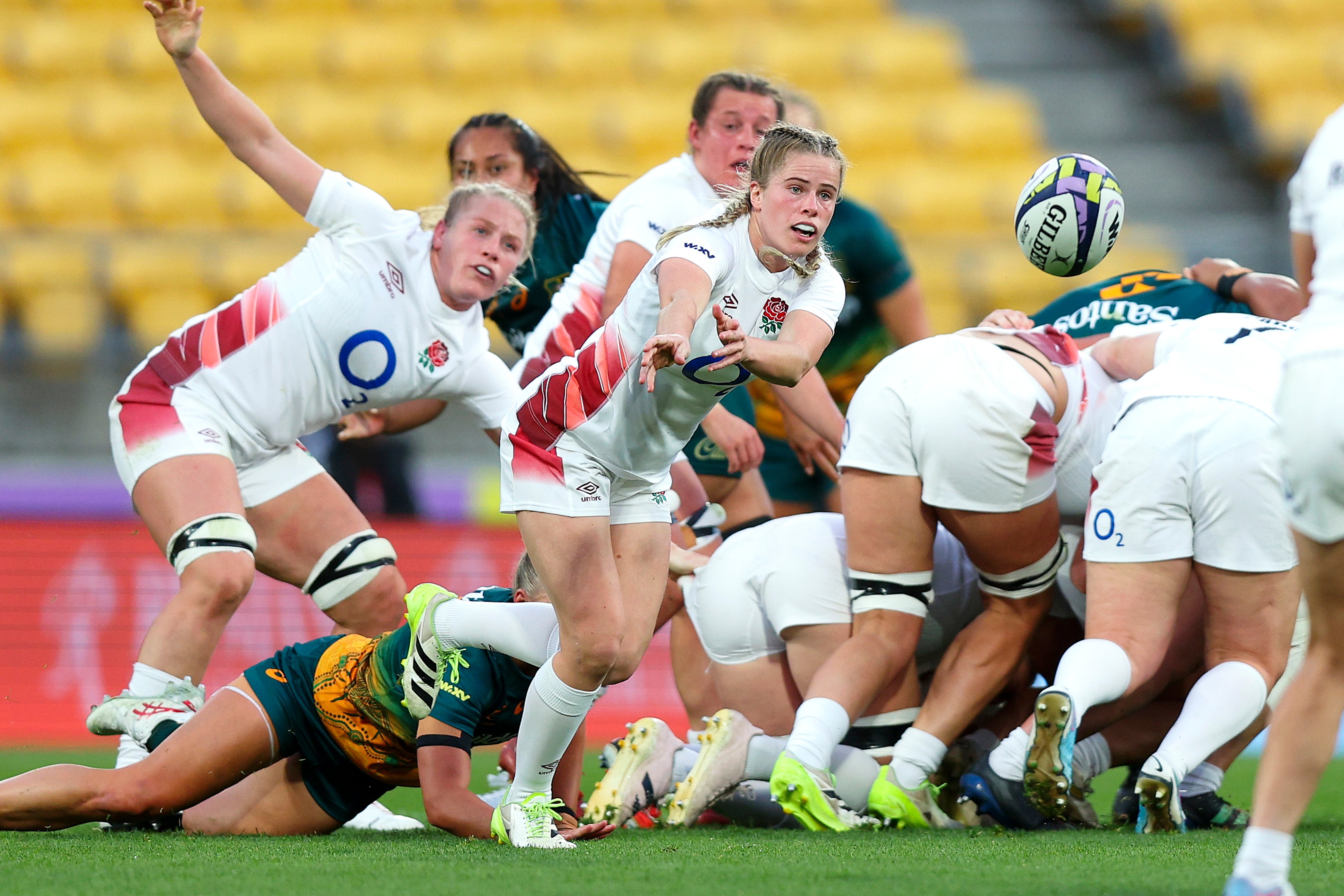 Saracens scrum half Ella Wyrwas has also received a contract