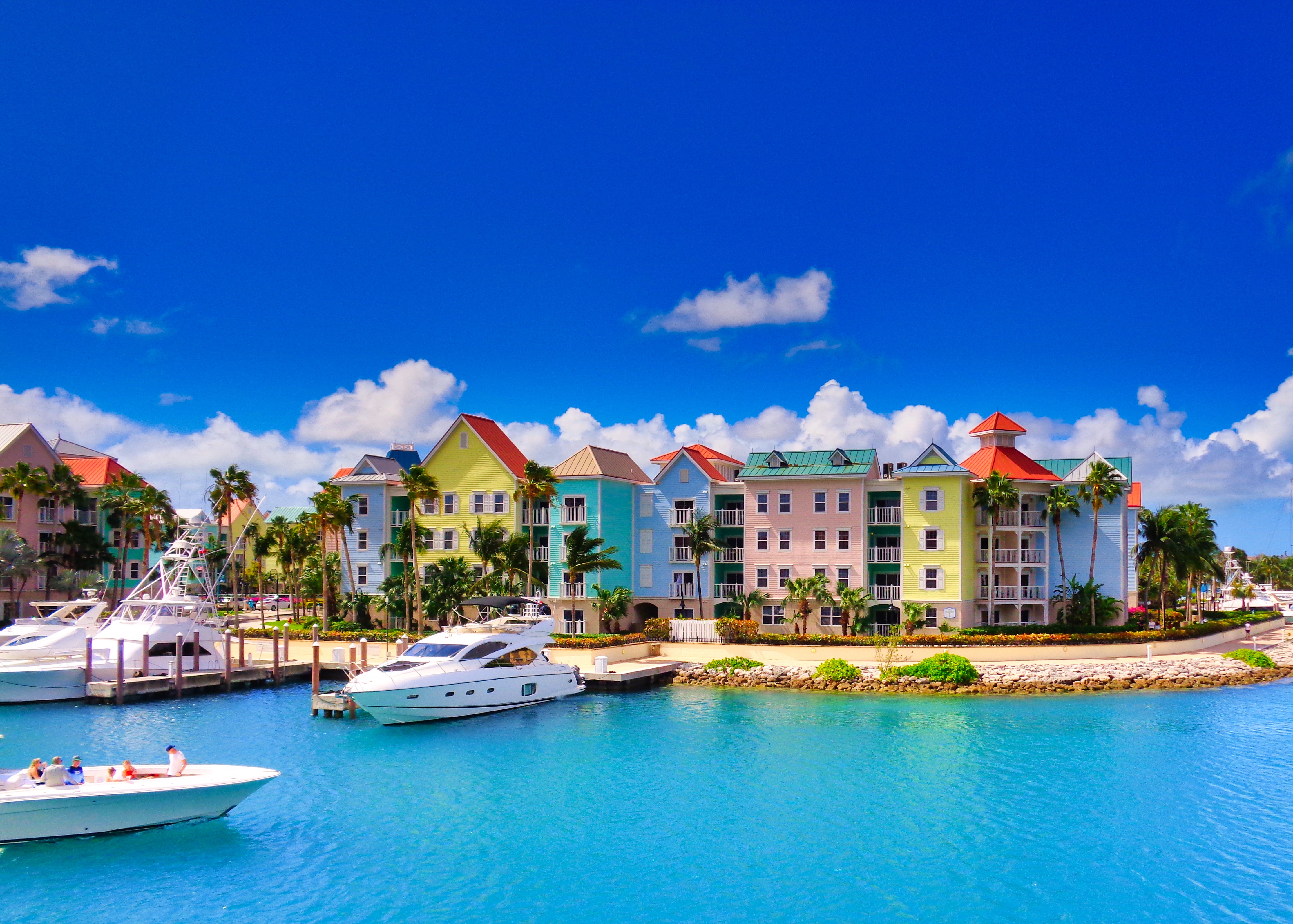 Pastel coloured waterfront houses in Nassau, the Bahamas. Year-round sunshine makes the Caribbean’s sandy swathes a go-to for a winter holiday