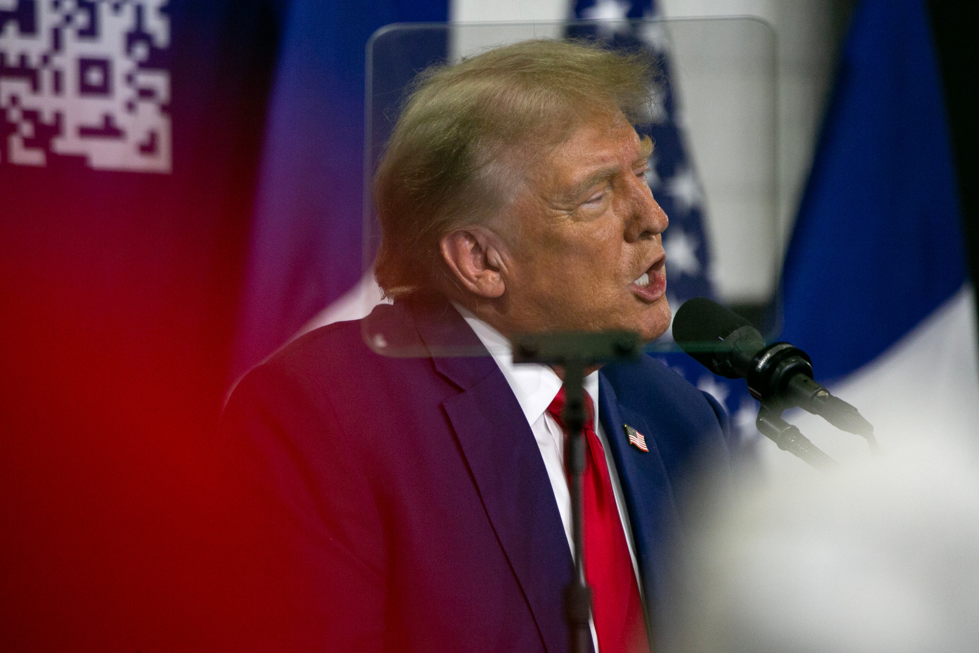 Donald Trump speaks at a campaogn rally in Iowa on 18 November.