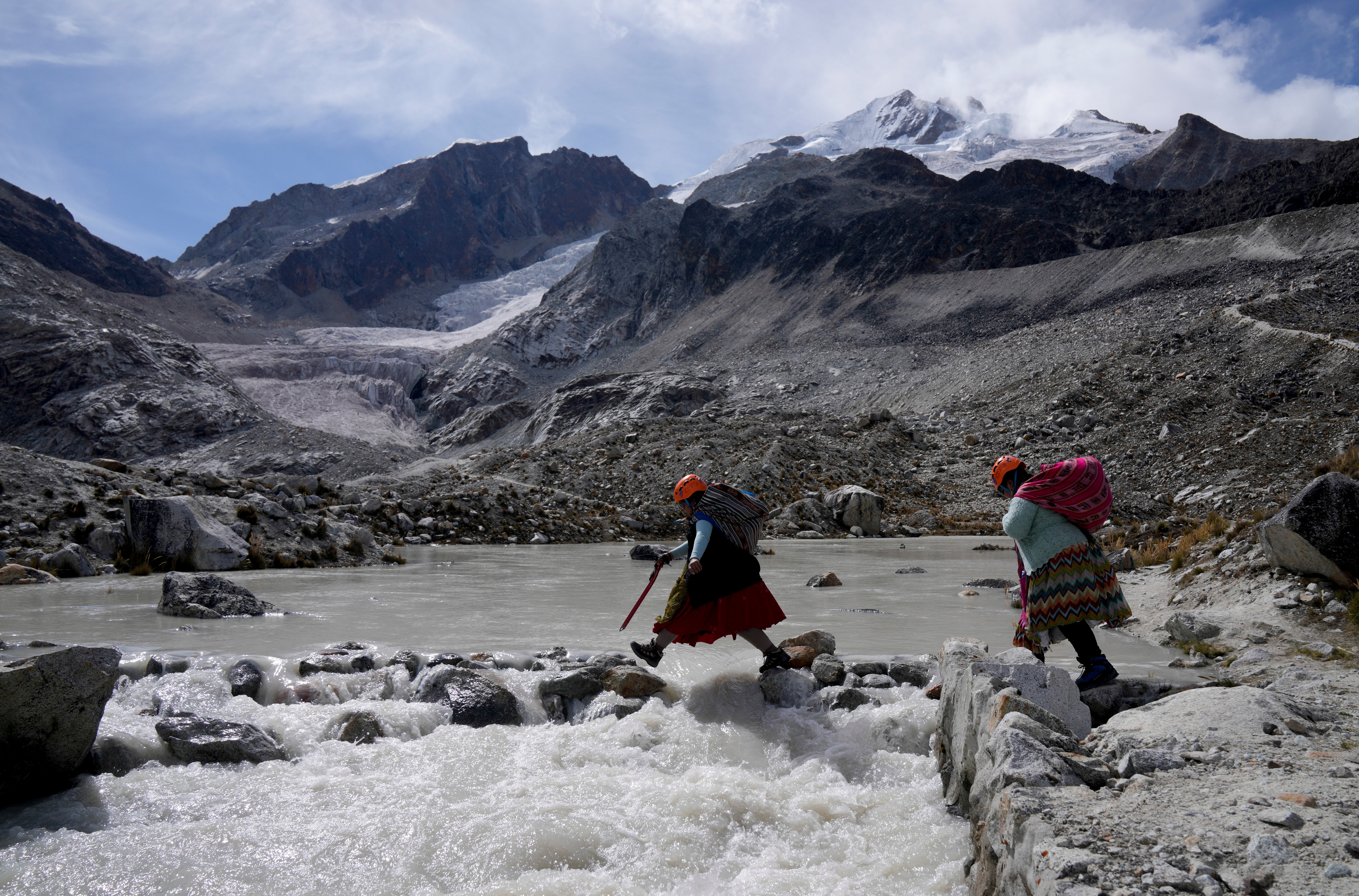 Bolivia Indigenous Women Climbers