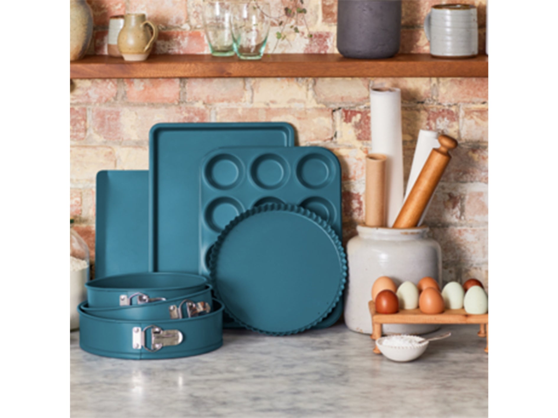 jamie oliver bakeware .jpg