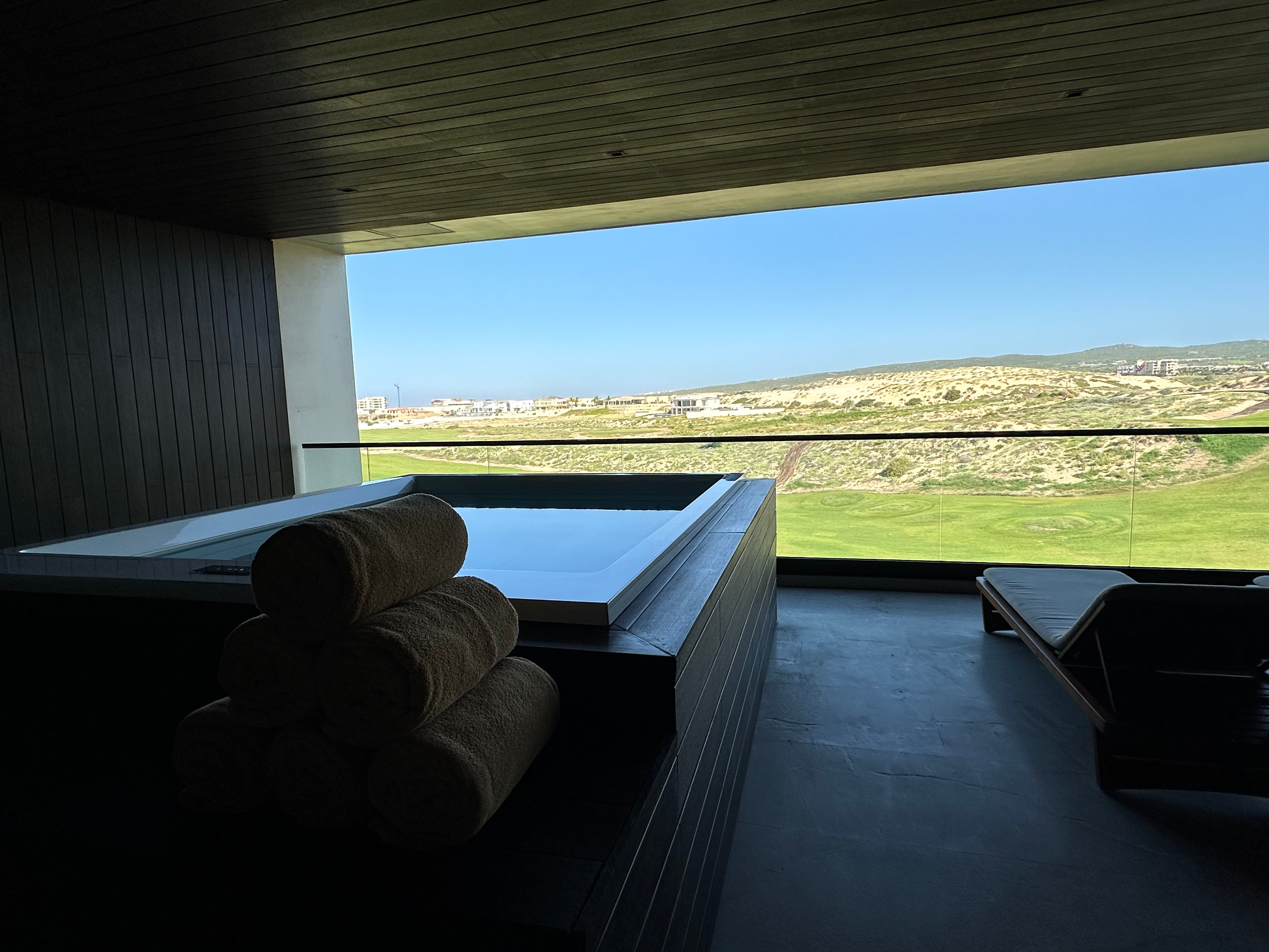 The hot tub on the balcony of the Kogane Penthouse at Nobu Los Cabos