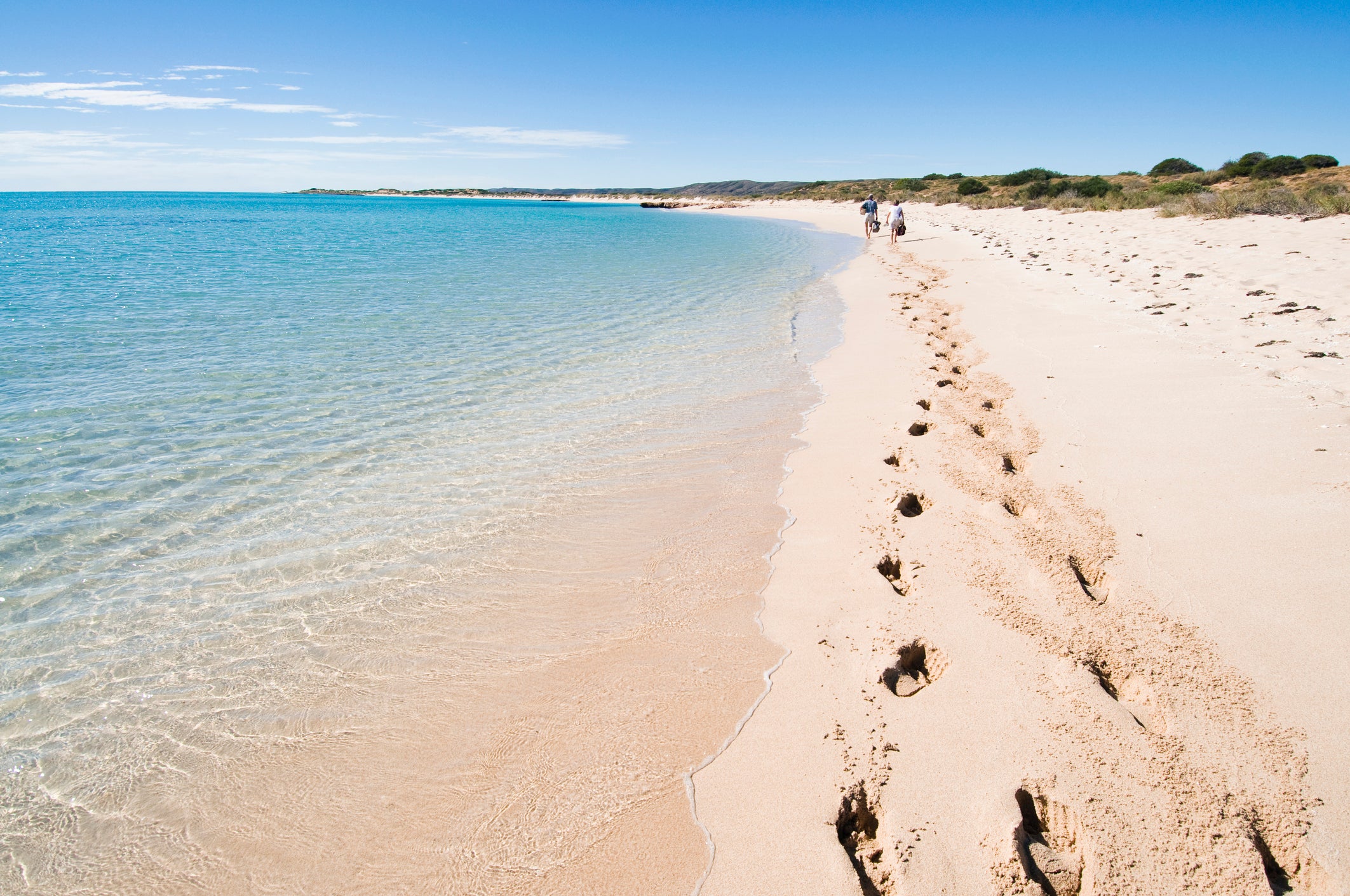 Fraser Island’s east coast is known for thrilling 4x4 adventures at low-tide