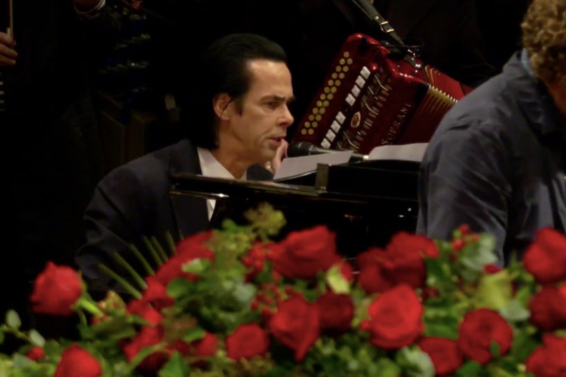 Nick Cave sings ‘A Rainy Night in Soho’