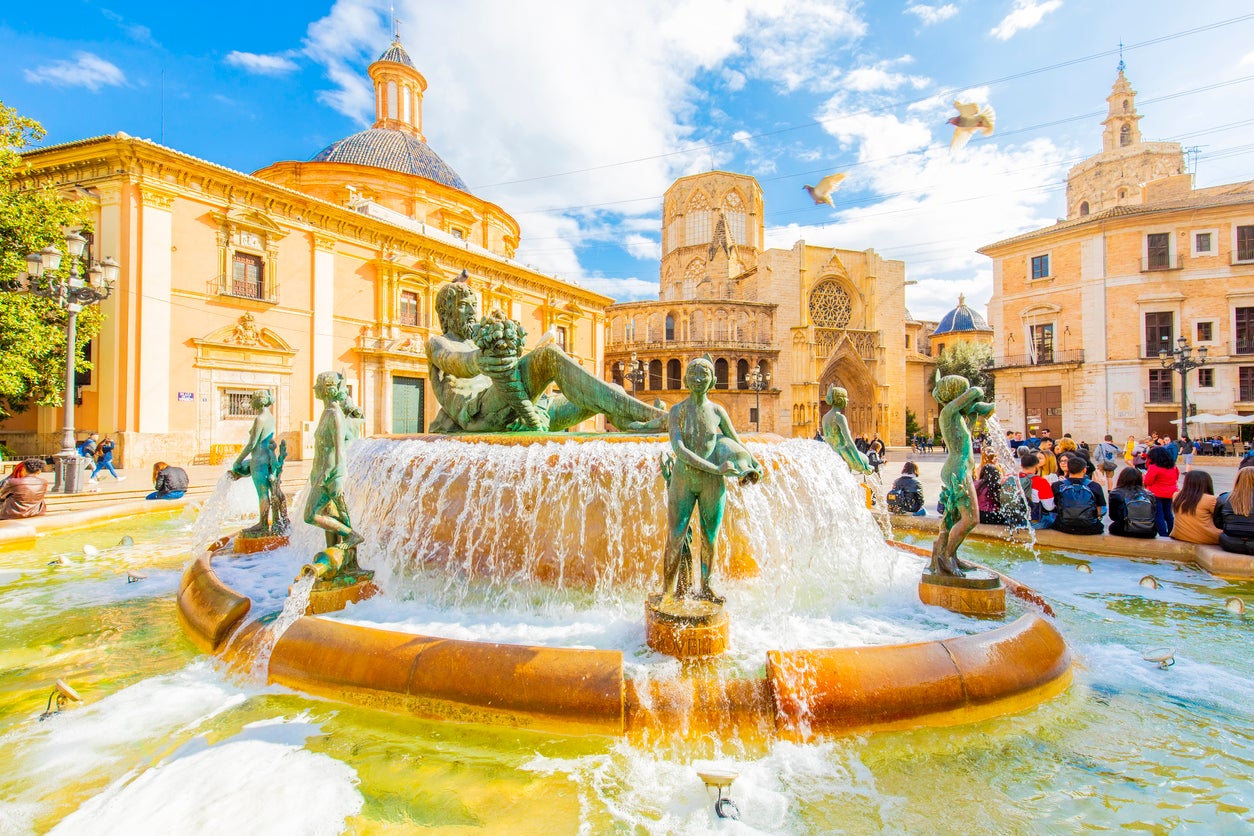 Turia Fountain, one of the many ornate features found in Valencia