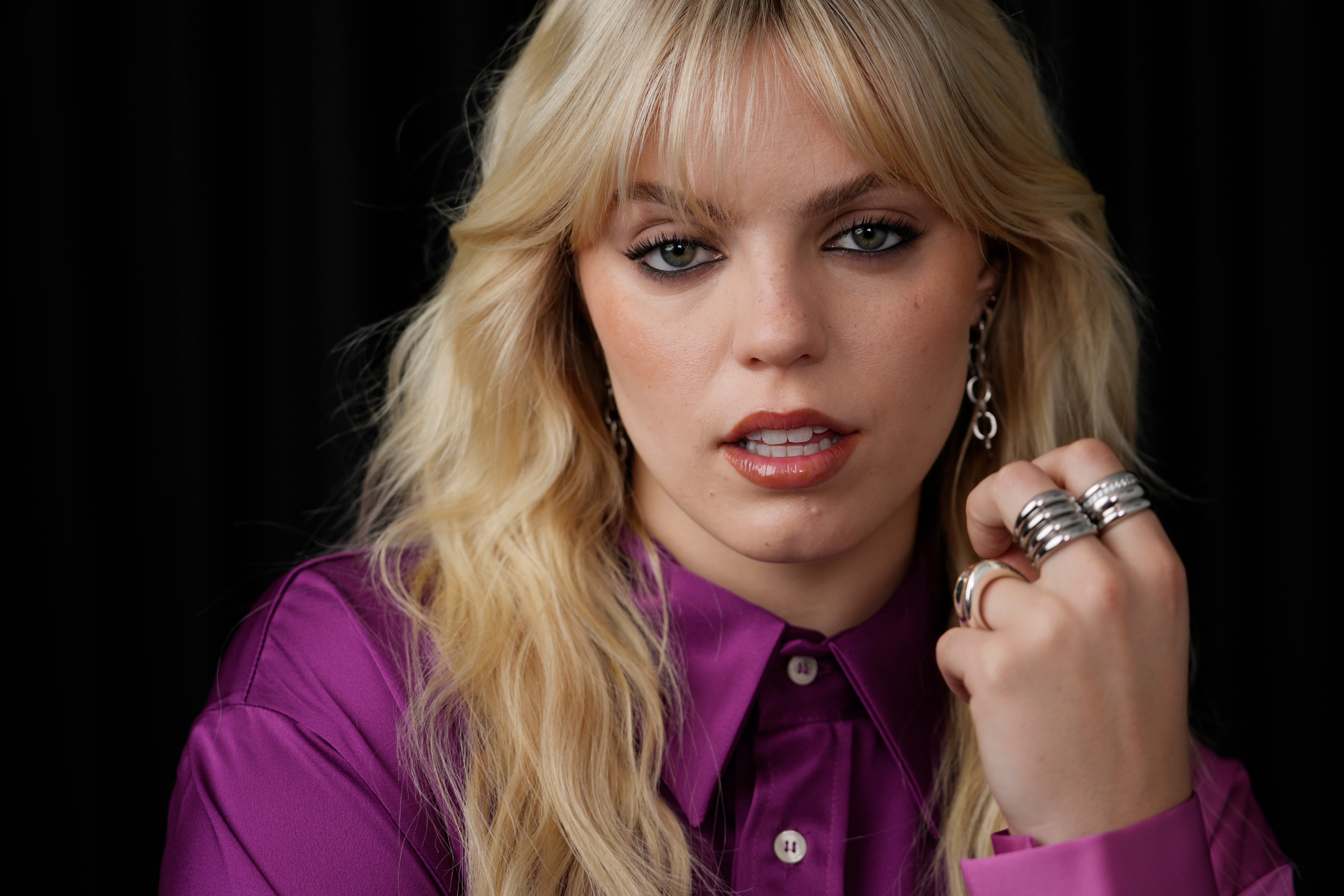 Renee Rapp Portrait Session