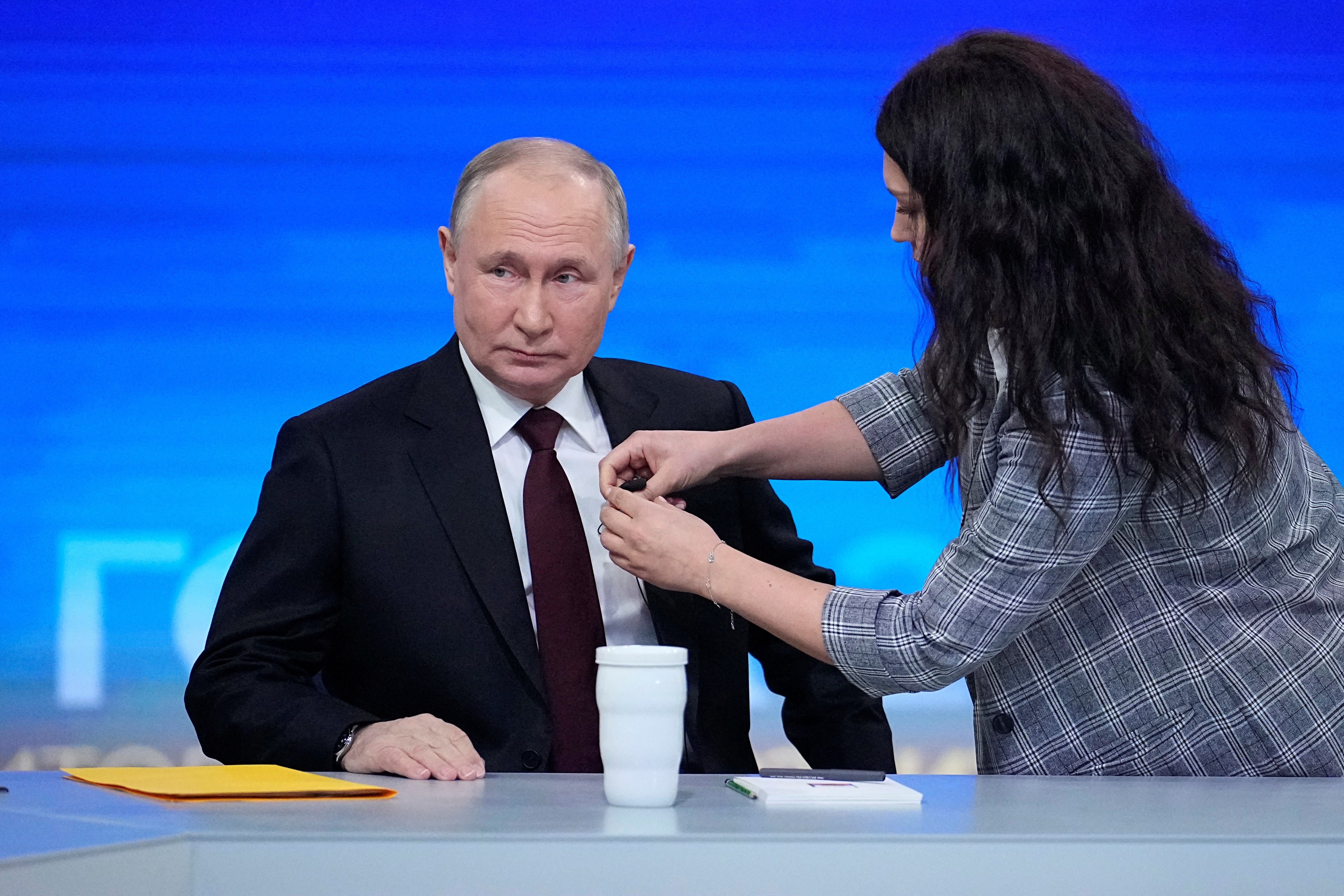 Putin appeared briefly lost for words when confronted with an AI-generated version of himself