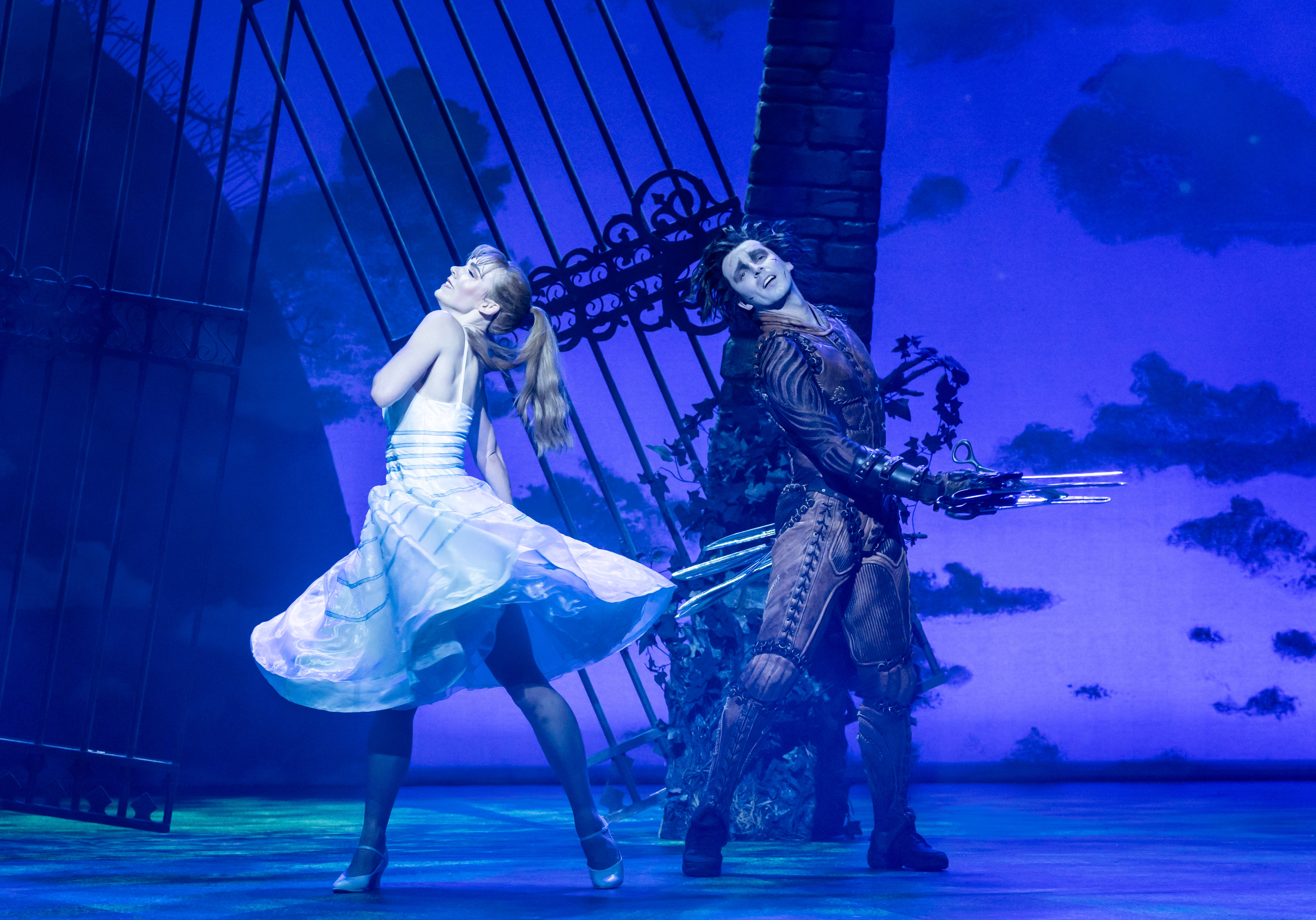 Katrina Lyndon (Kim Boggs) and Liam Mower (Edward) in Matthew Bourne’s ‘Edward Scissorhands'