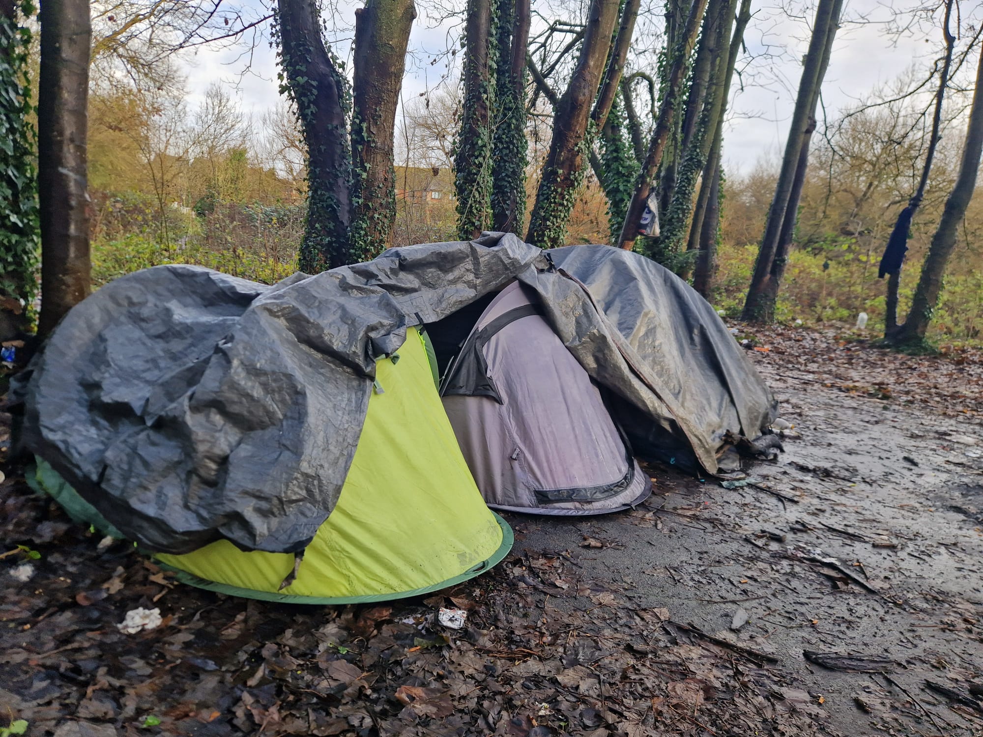 Afghan refugee Mujtaba has been forced to sleep in a park after he was granted asylum