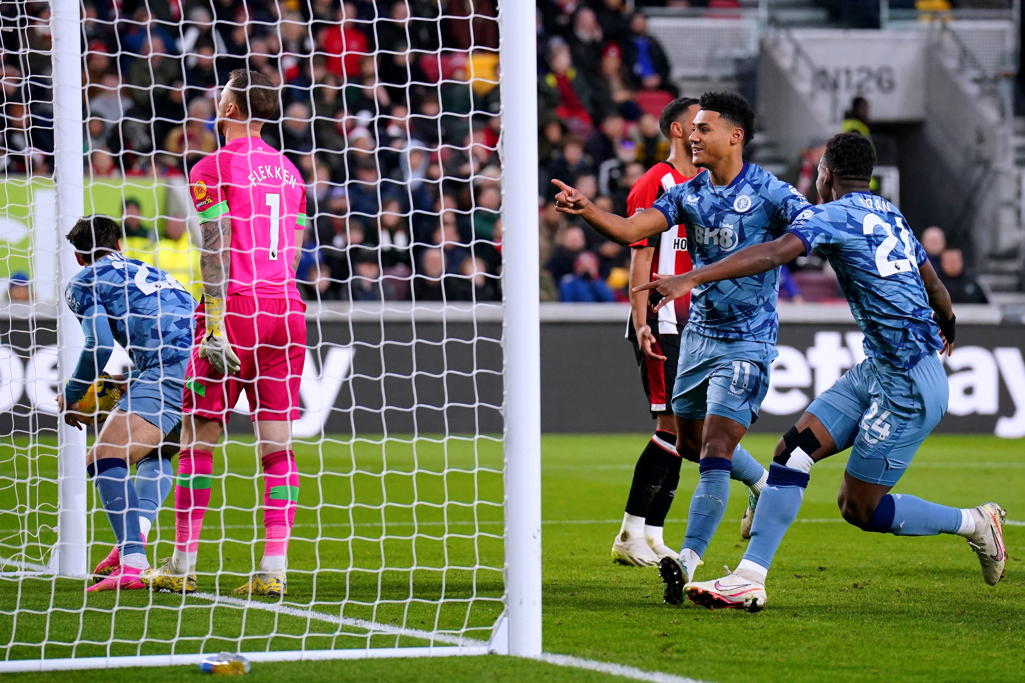 Ollie Watkins (second right) celebrates after scoring Aston Villa’s winner at his former club Brentford (Jonathan Brady/PA)