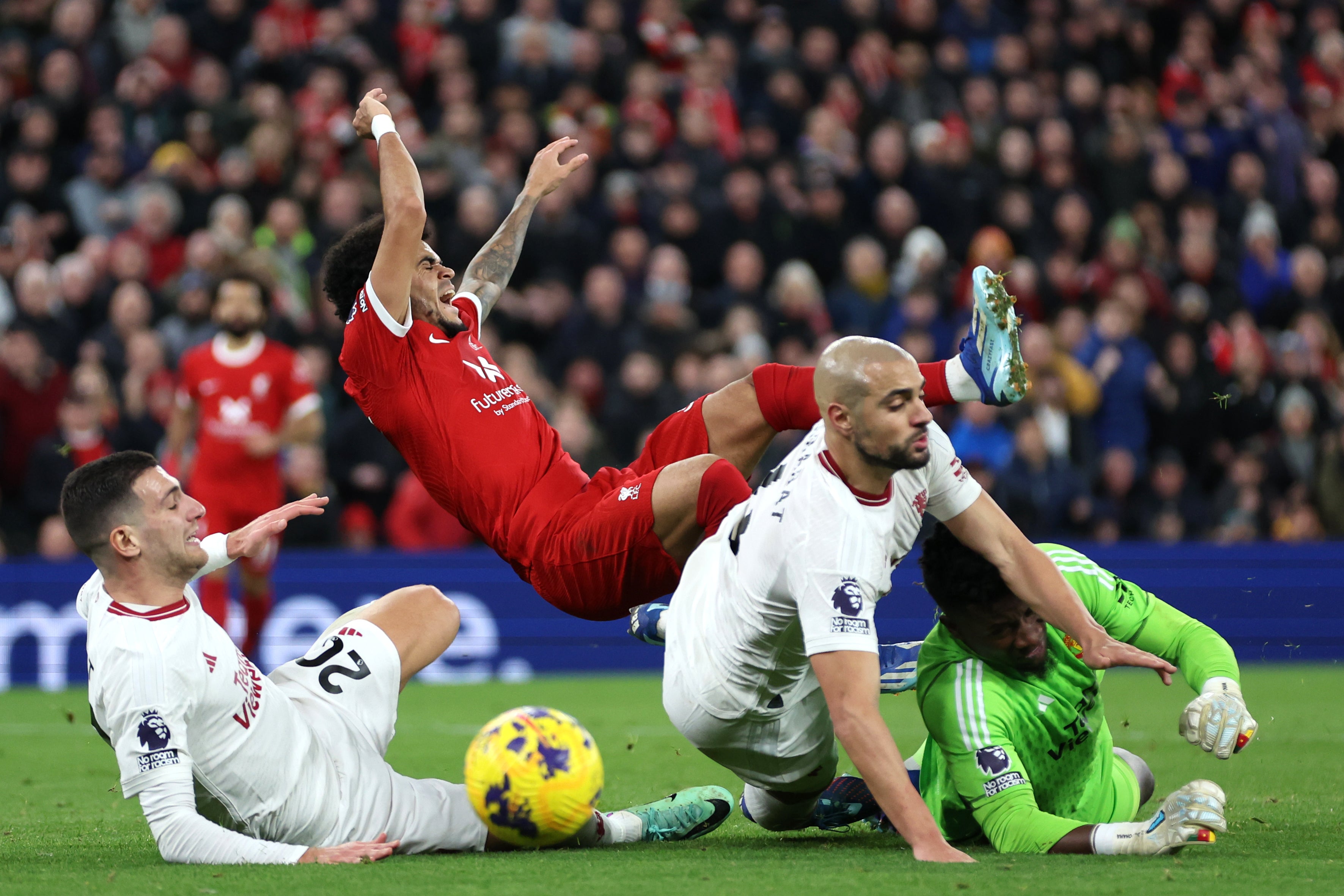 United battled to a goalless draw at Liverpool