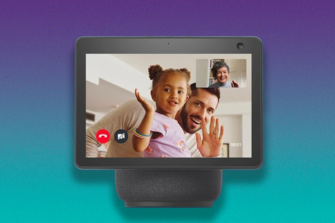 Video call, stream and display memories with this digital photo frame