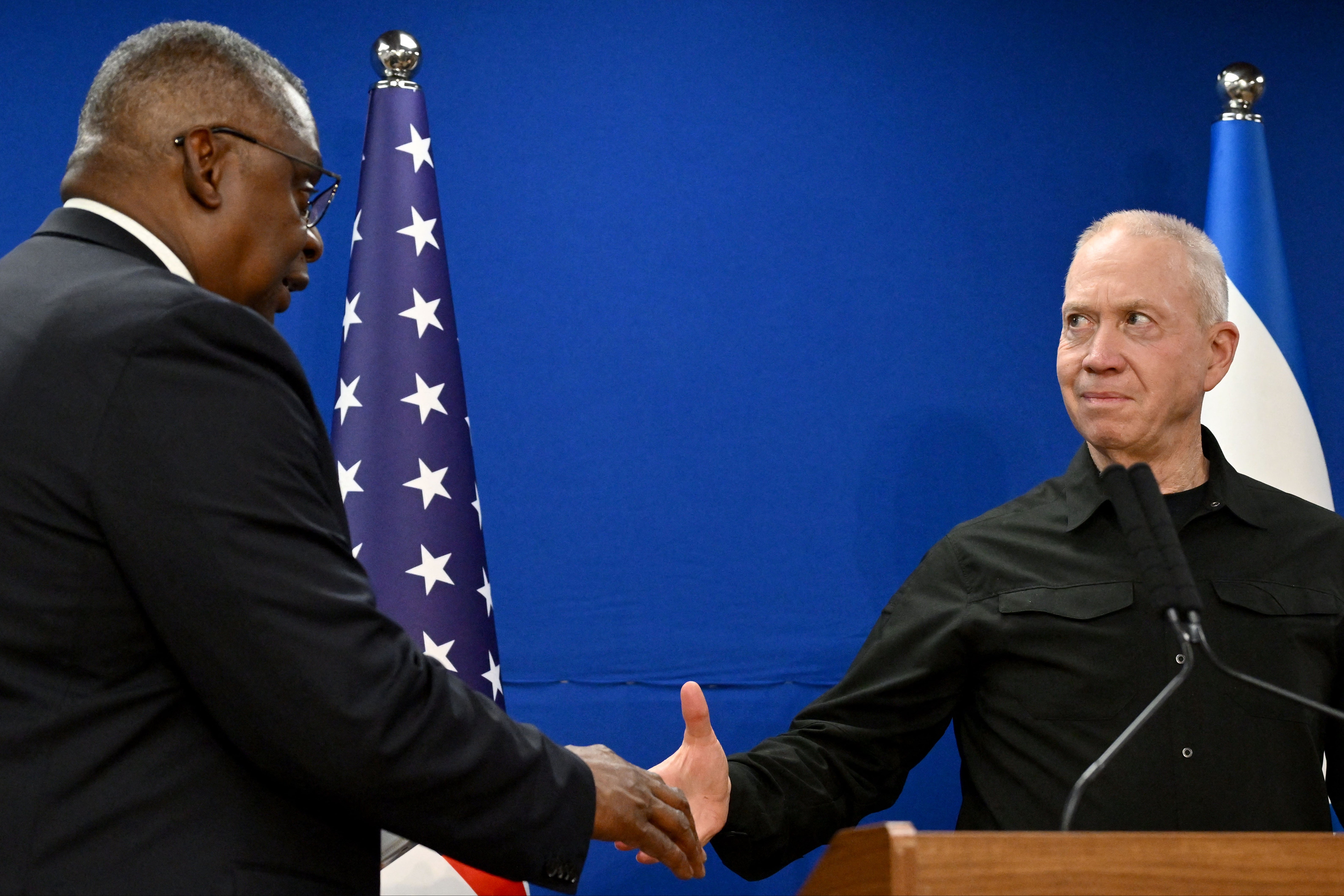 US Secretary of Defence Lloyd Austin (L) and Israel's Defence Minister Yoav Gallant give a joint press conference in Tel Aviv