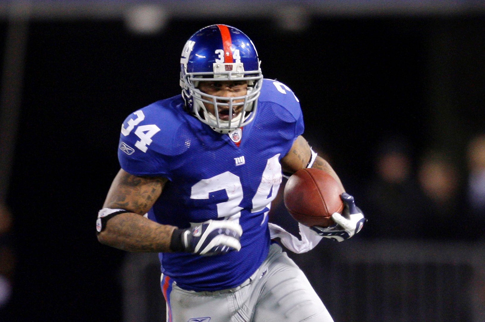 Former Super Bowl winner Derrick Ward has been arrested on suspicion of robbing multiple California businesses.