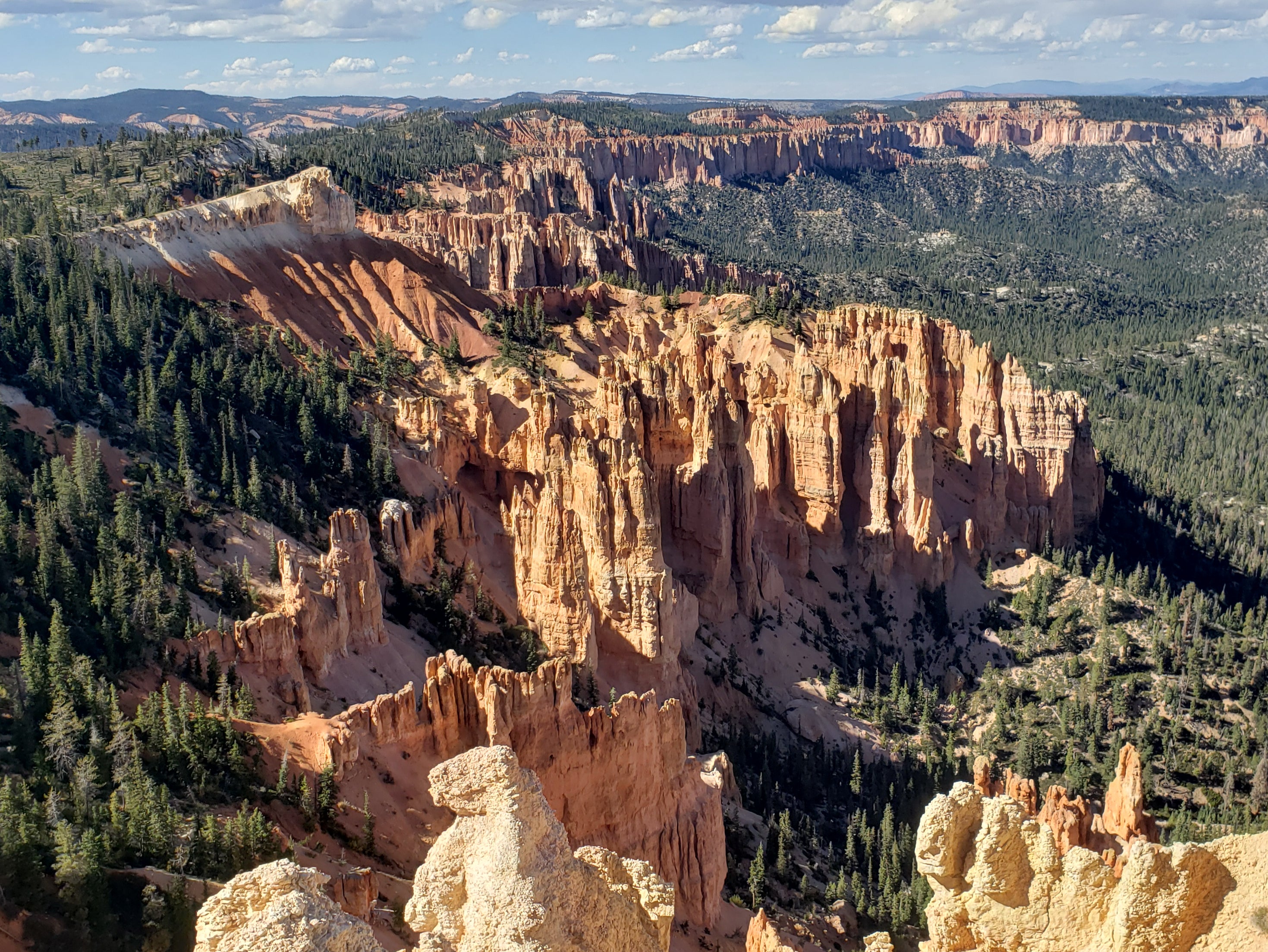 Larger-than-life vistas in Bryce Canyon National Park