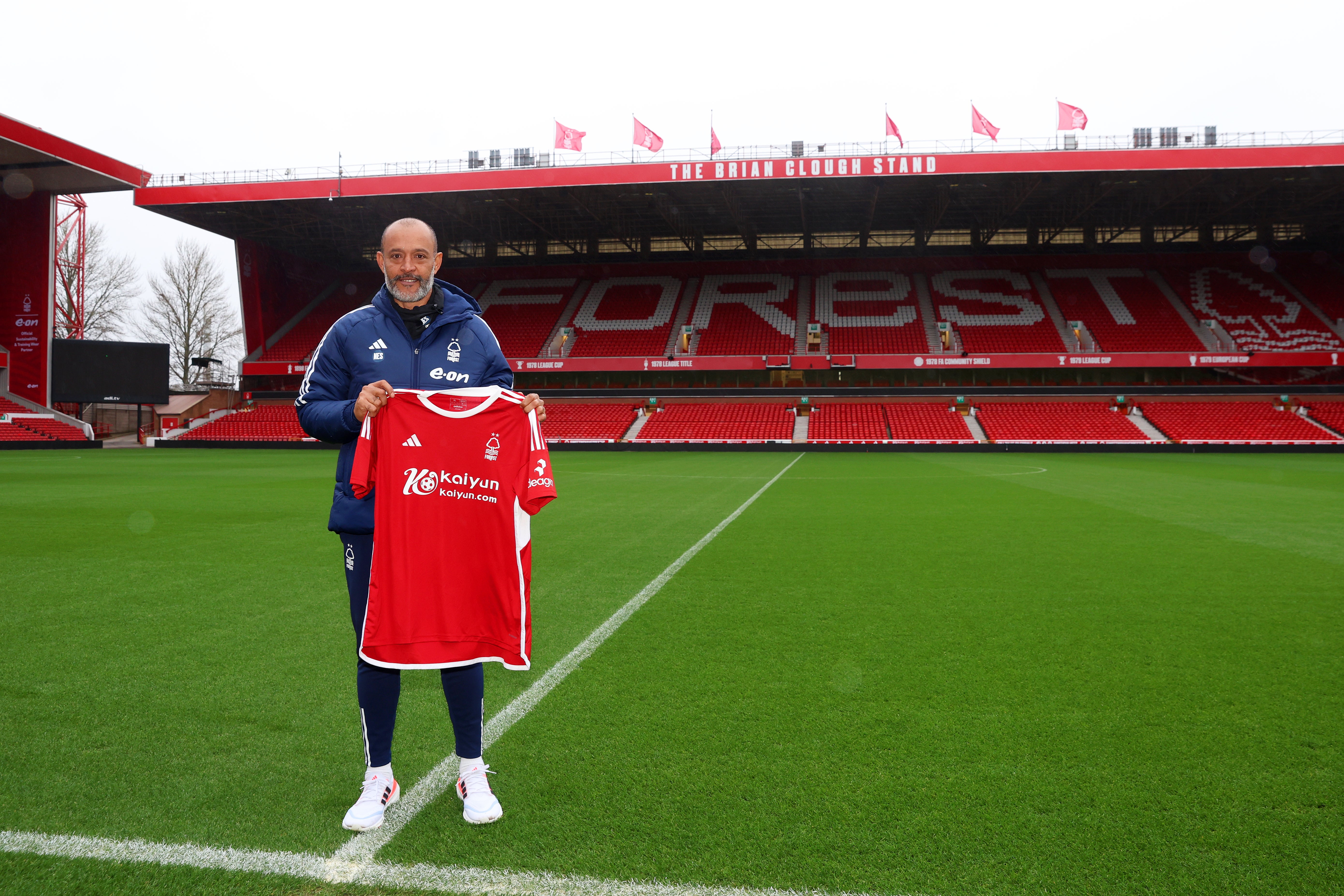 The 49-year-old has signed a contract with Forest until 2026