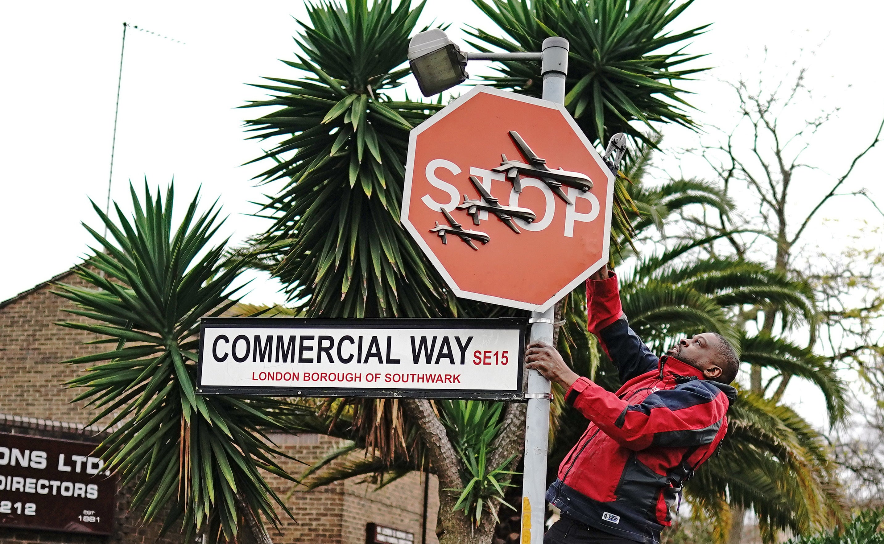 Man removed Banksy artwork less than an hour after it arrived