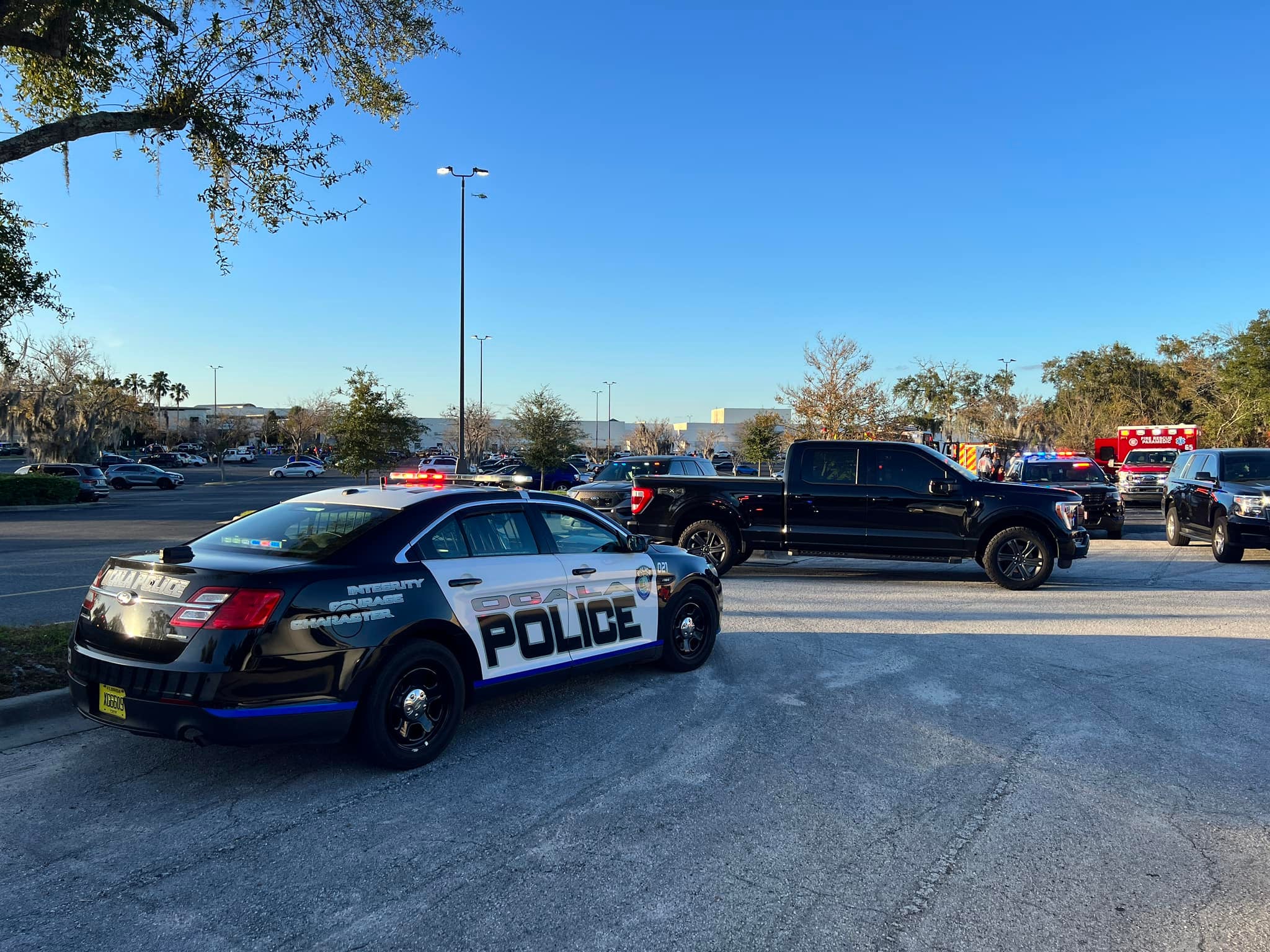 Shooting broke out at Paddock Mall in Ocala, Florida