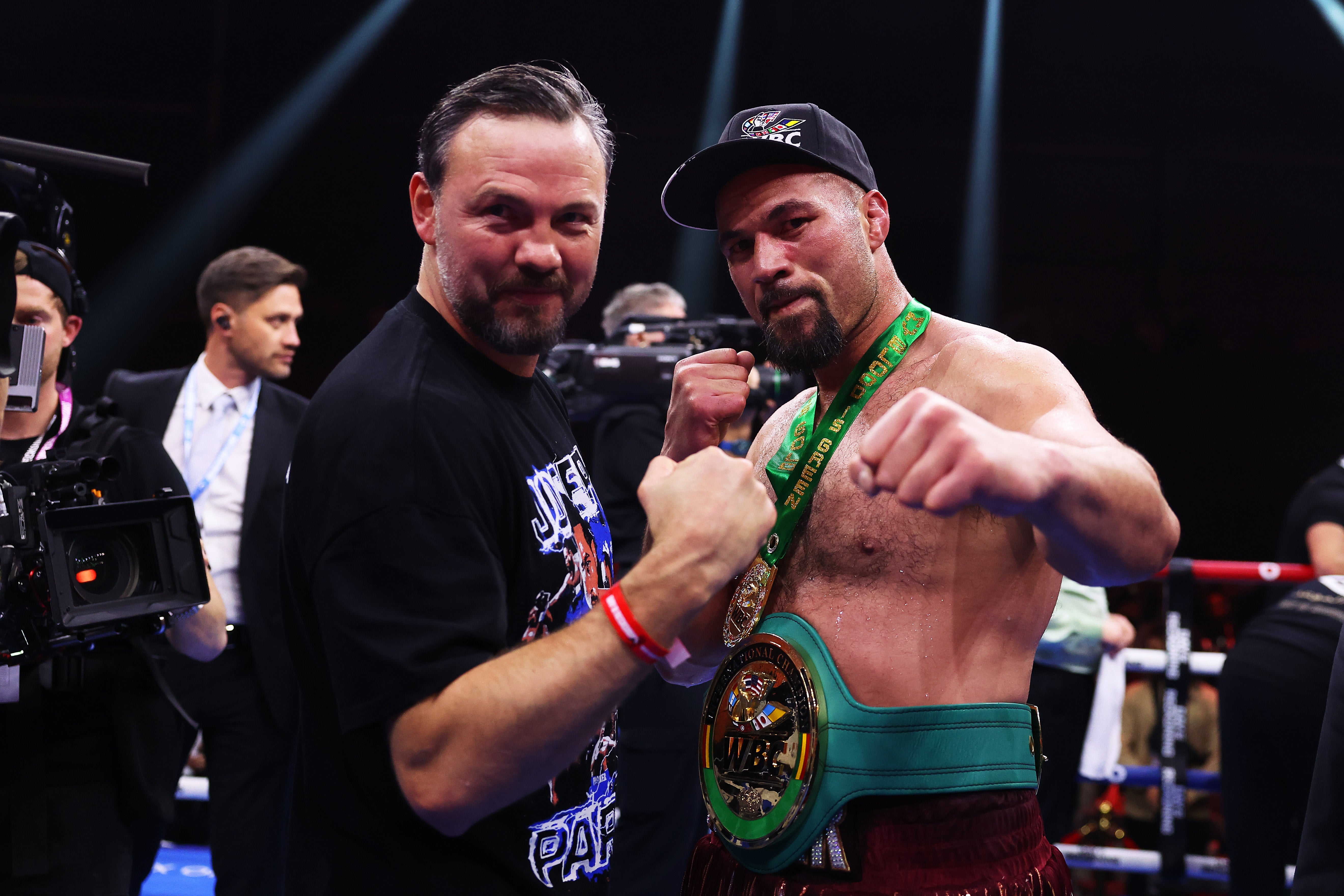 Joseph Parker, with the help of a brilliant gameplan from trainer Andy Lee, stunned Deontay Wilder