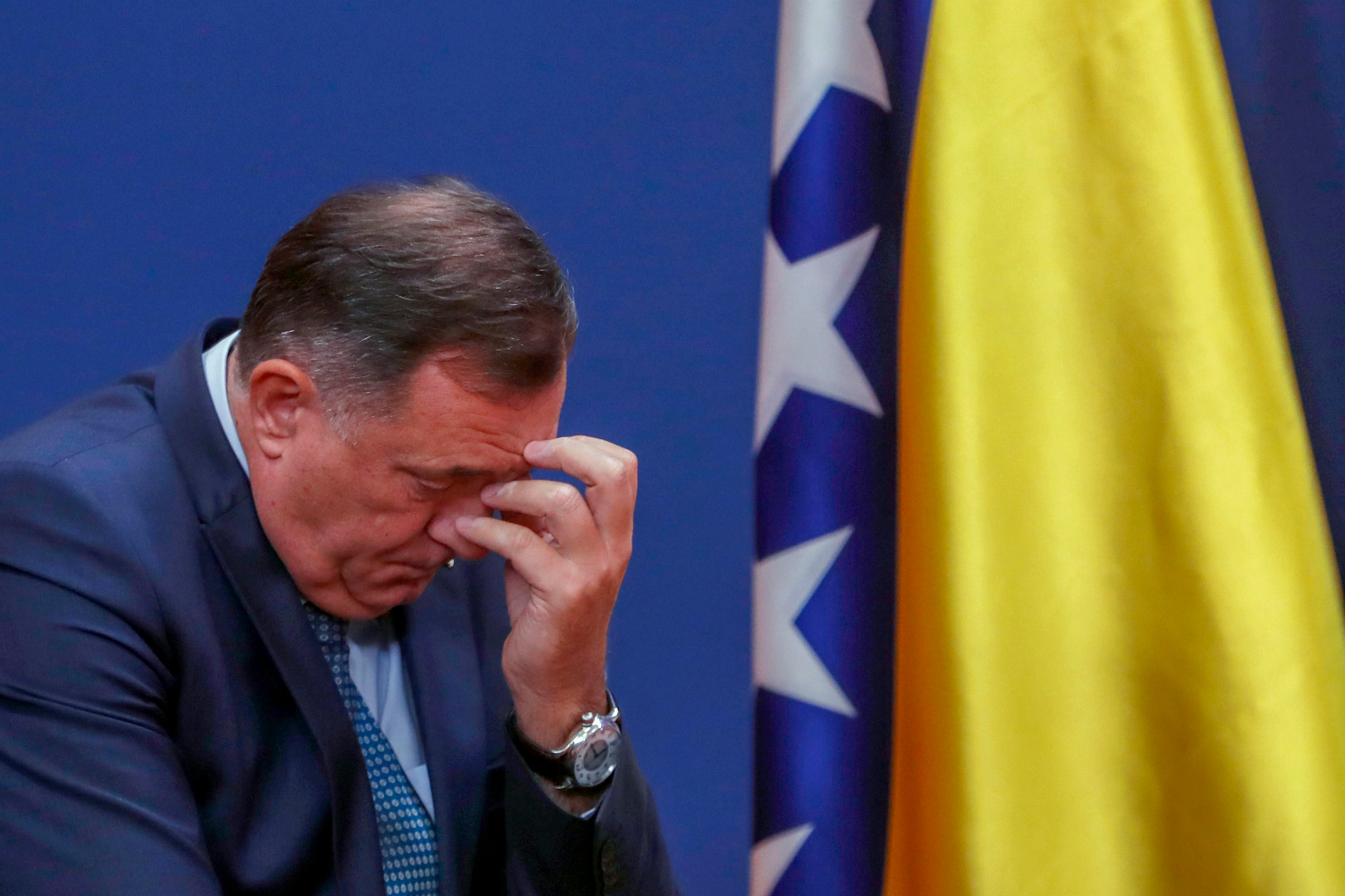 Bosnia Serbs Secession Threat