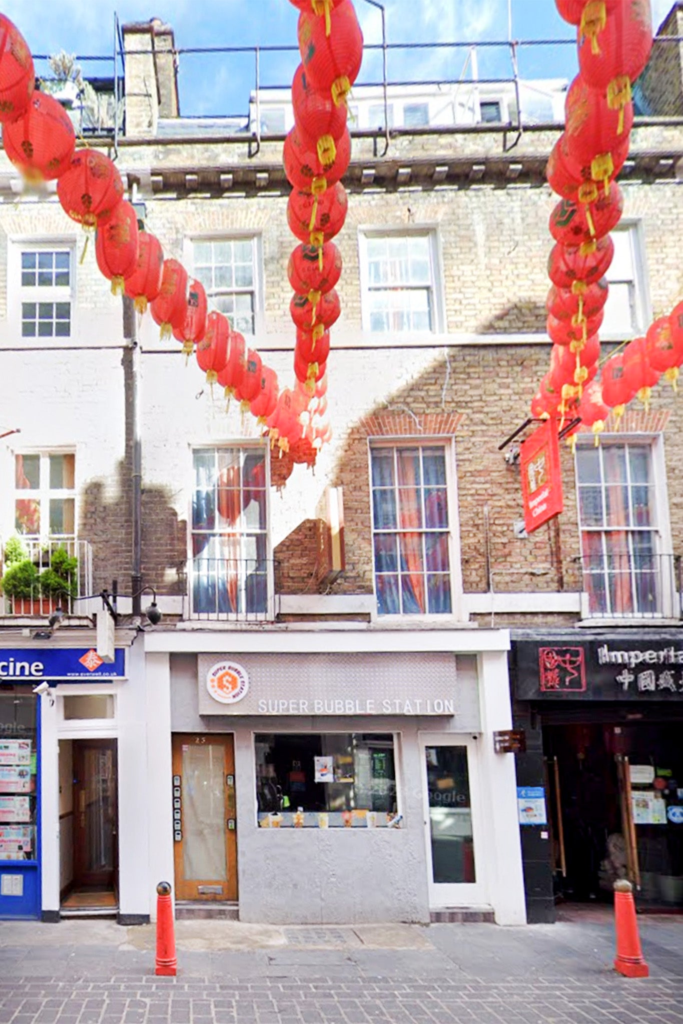 The Airbnb listing is nestled in the middle of Soho’s popular Chinatown