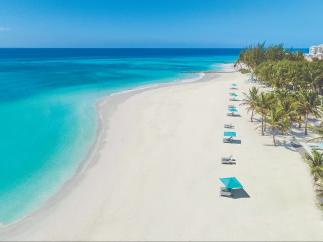 <p>Nothing says paradise like holing up hassle-free at a Caribbean resort with all the trimmings  </p>