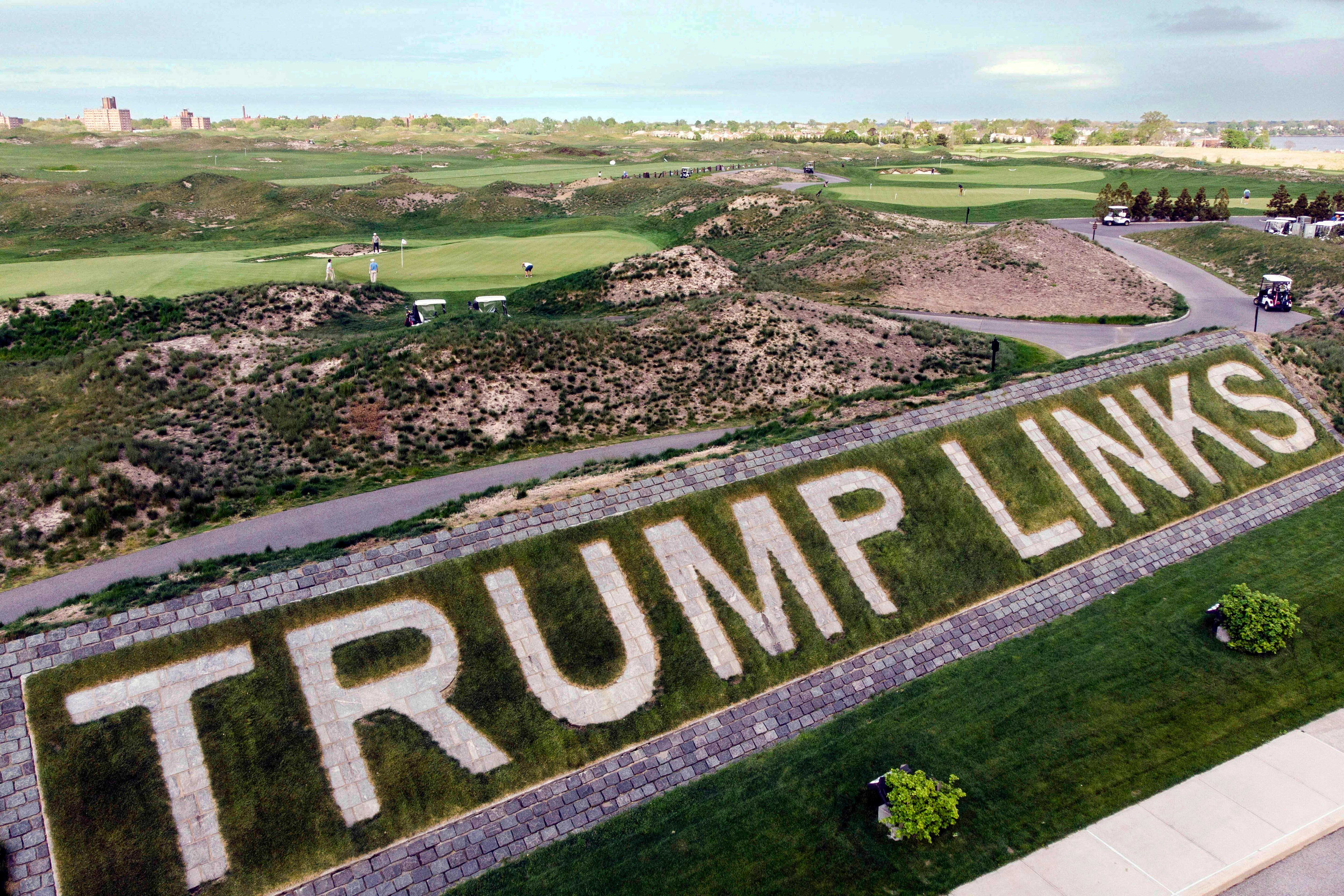 Trump Golf Course Sign
