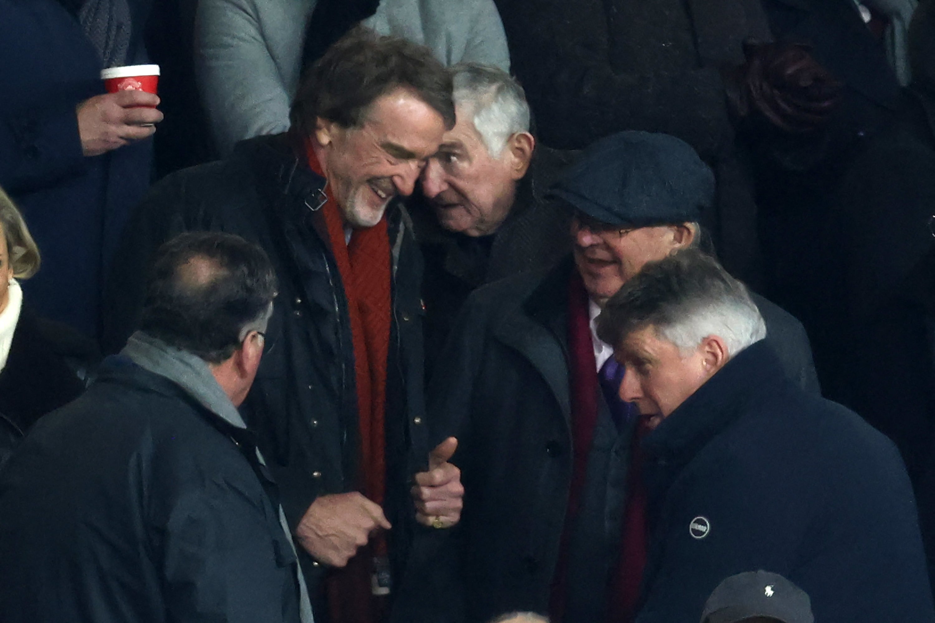 Jim Ratcliffe and Alex Ferguson chat before kick-off