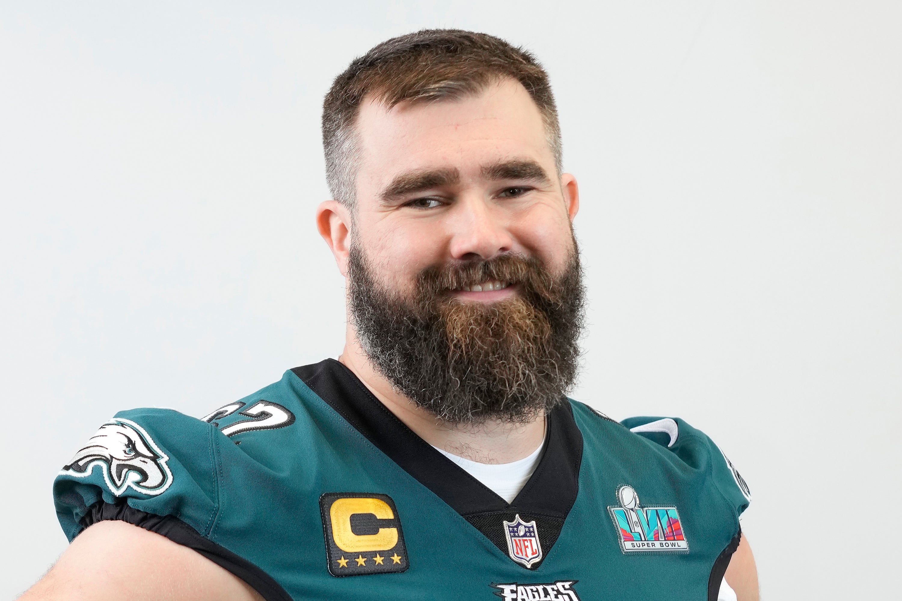 Eagles Kelce Retires Football
