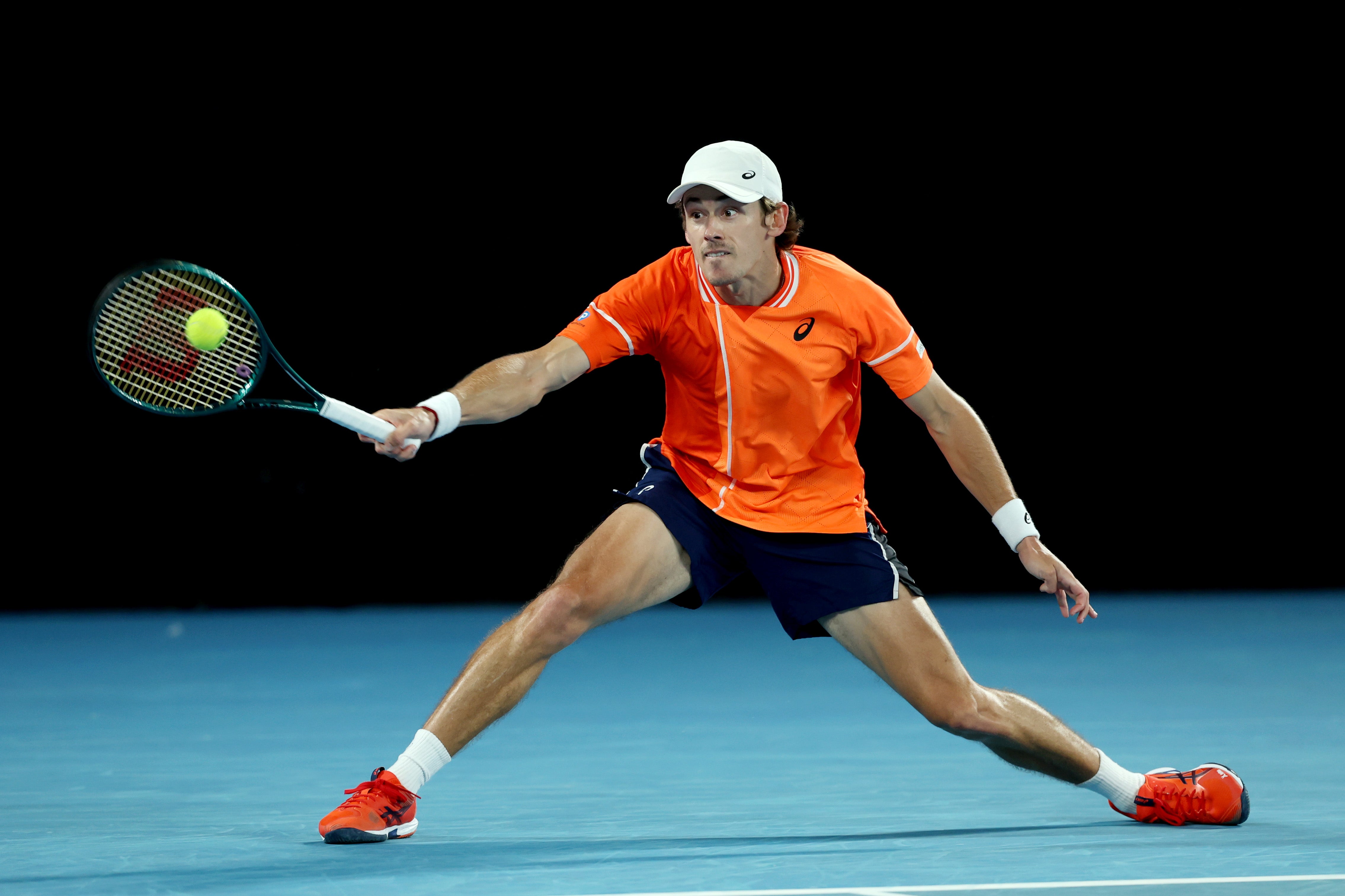 De Minaur was dogged and determined but towards the end could not deal with Rublev’s firepower