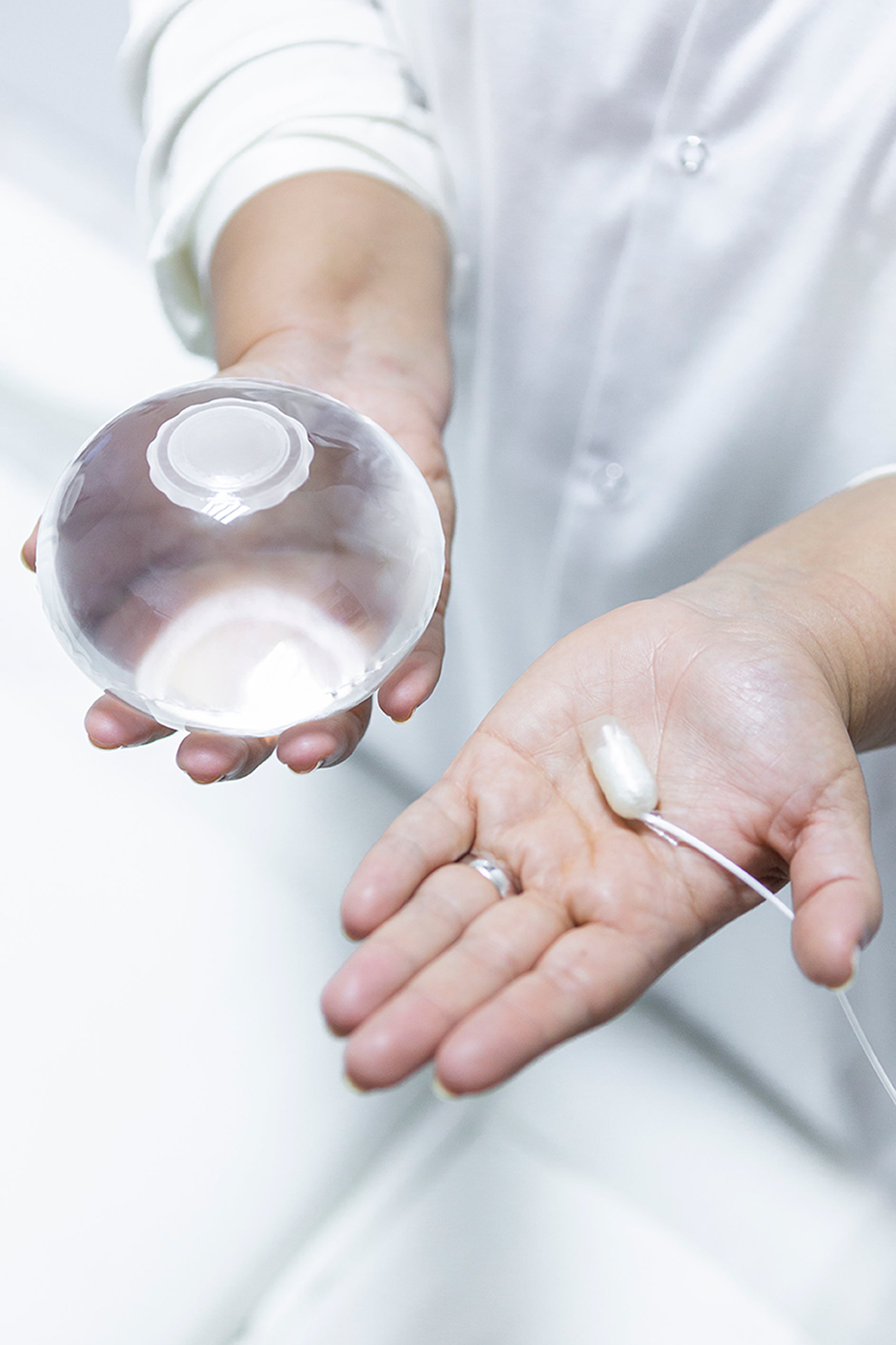 A new type of weight-loss pill - a capsule that contains a gastric balloon filled with water - has been given to NHS patients for the first time