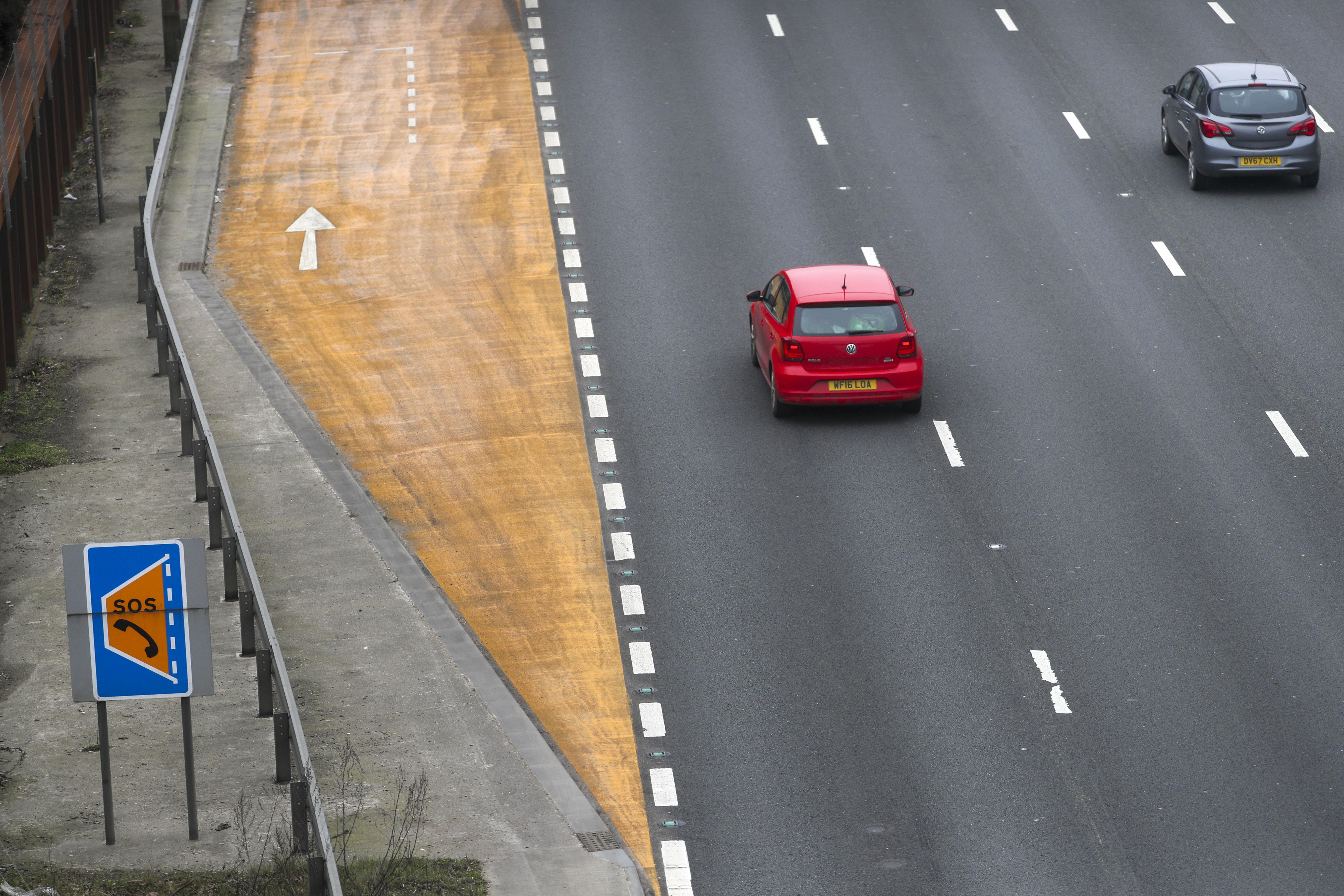 An ‘emergency stopping area’ along a smart motorway section of the M3