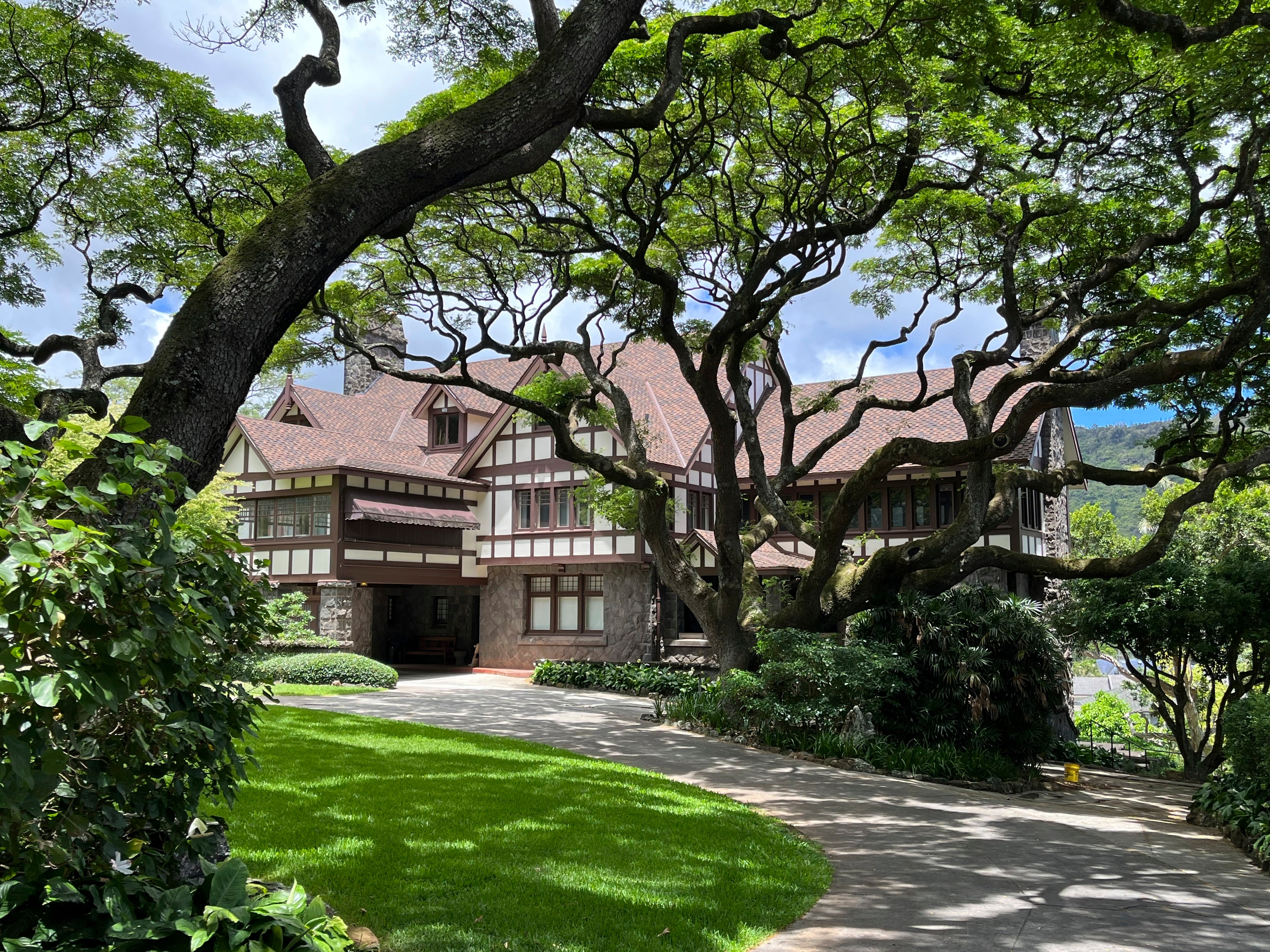 Homes-Travel-Historic Hawaii