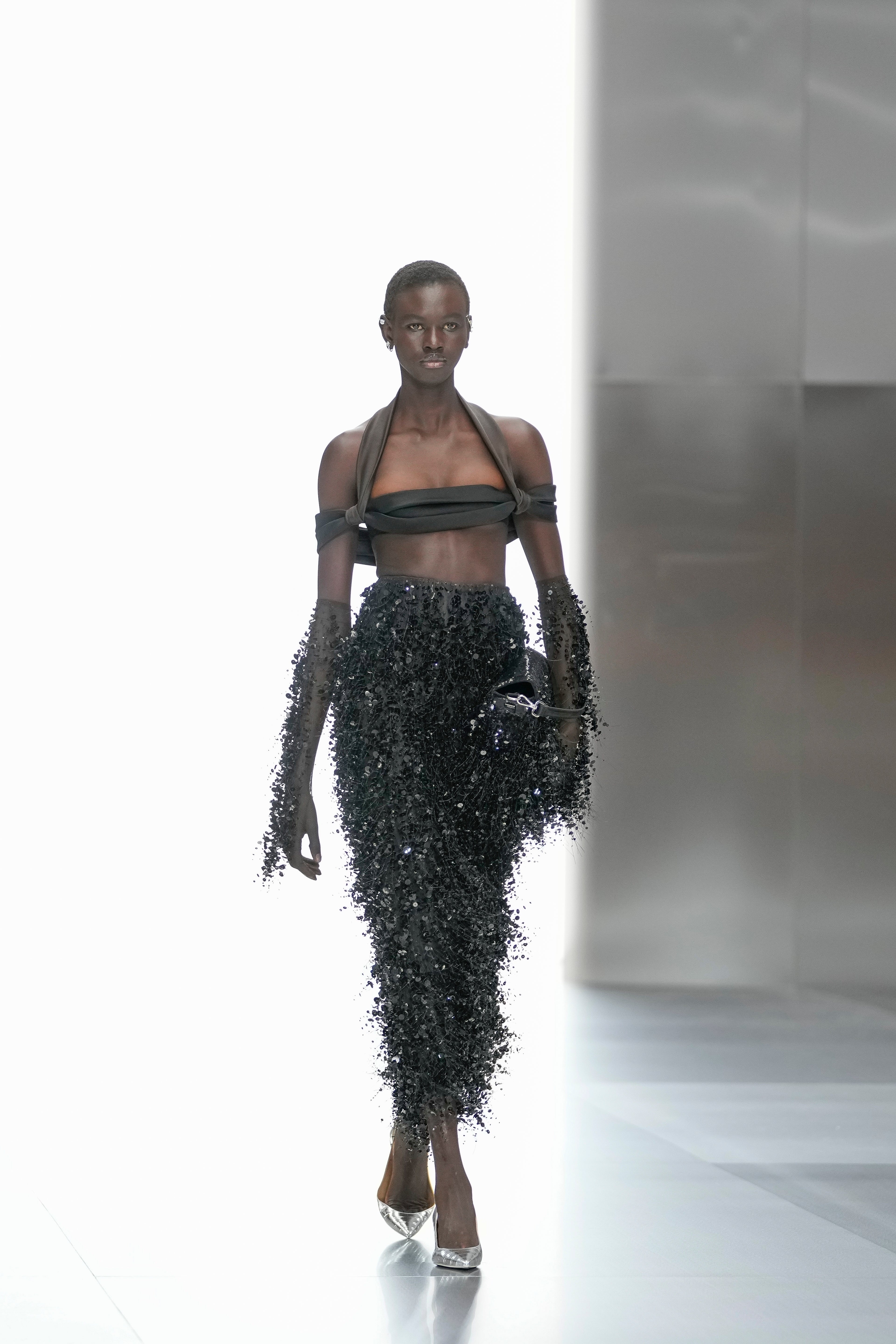 France Haute Couture Fashion S/S 2024 Fendi